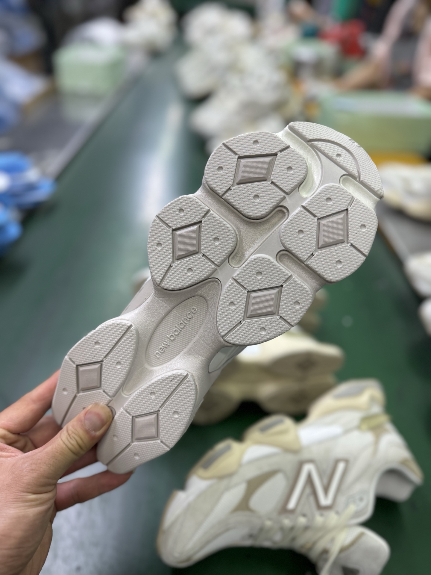 P240NB Joe Freshgoods x New Balance 版本NB9060 复古休闲运动慢跑鞋 U9060MM