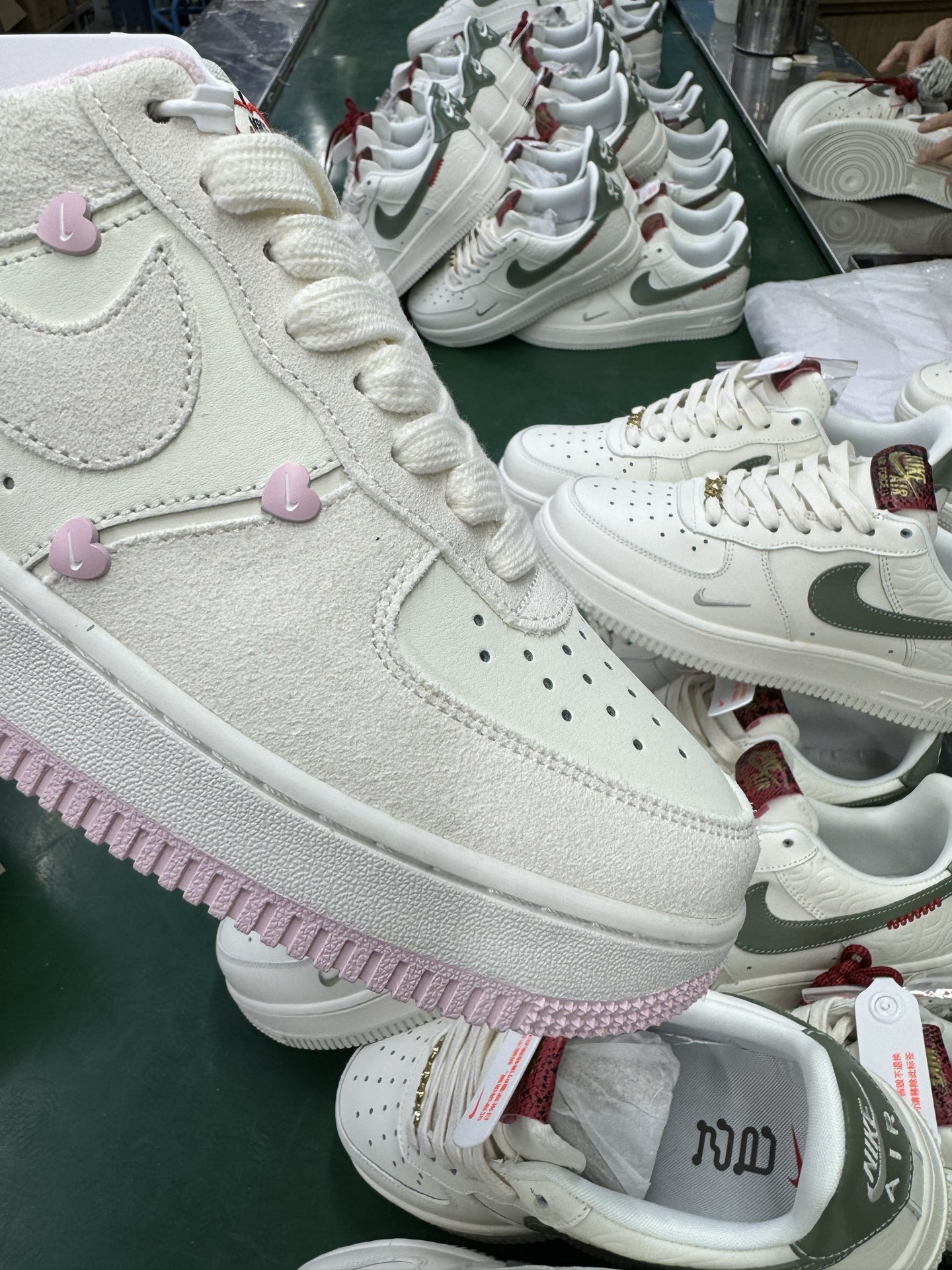 Nike Air Force 1 Low 'Valentine's Day' Apple Sneaker - HV5992-111 9 i1746951982430 1164 0 8