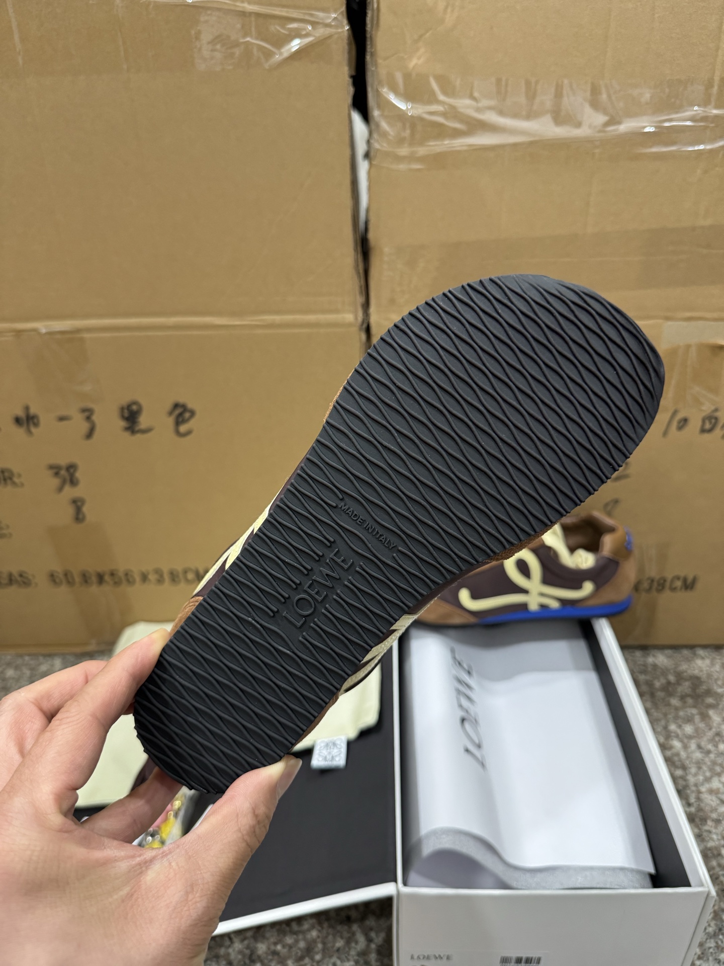 P280CS纯原LOEWE罗意威 Ballet Runner 2.0 棕色 LBR2282X11-4865