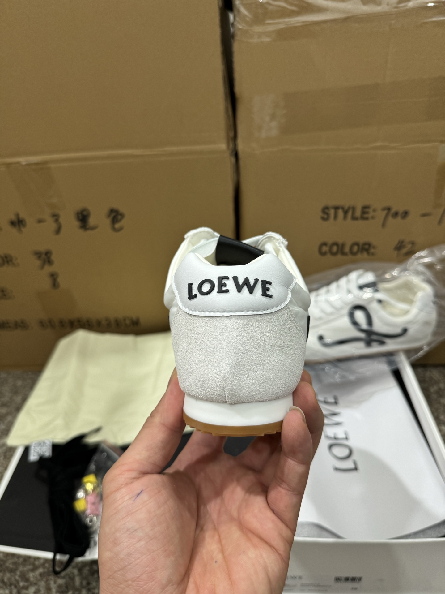 P280CS纯原LOEWE罗意威 Ballet Runner 2.0白黑
