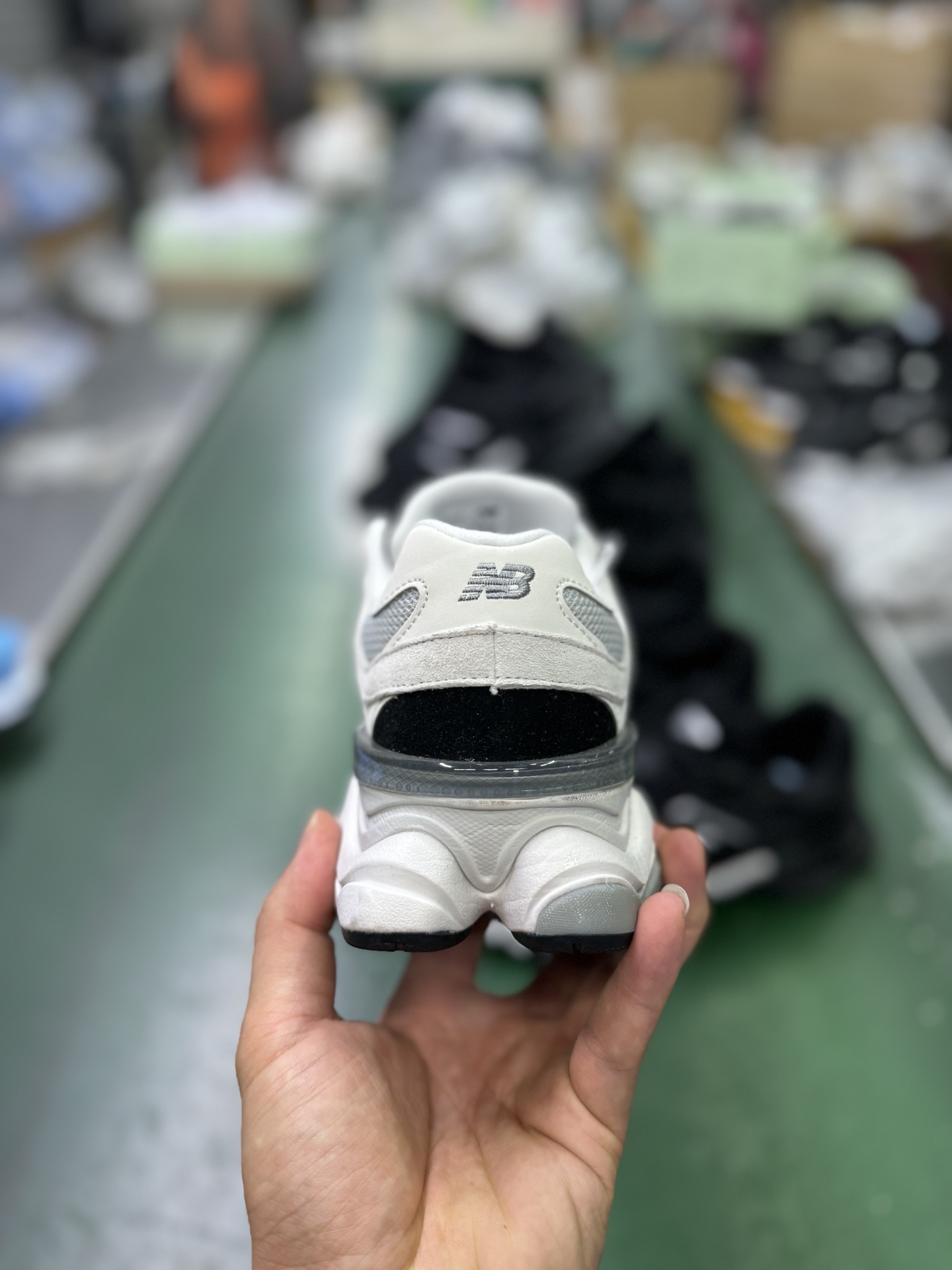 P240 纯原 Joe Freshgoods x New Balance NB9060 联名款 复古休闲运动慢跑鞋 U9060JBB