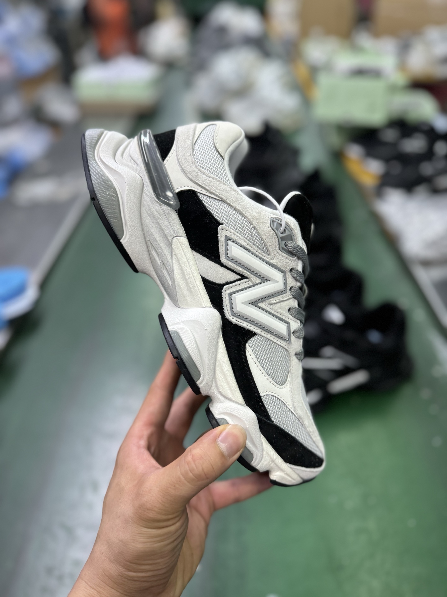 P240 纯原 Joe Freshgoods x New Balance NB9060 联名款 复古休闲运动慢跑鞋 U9060JBB