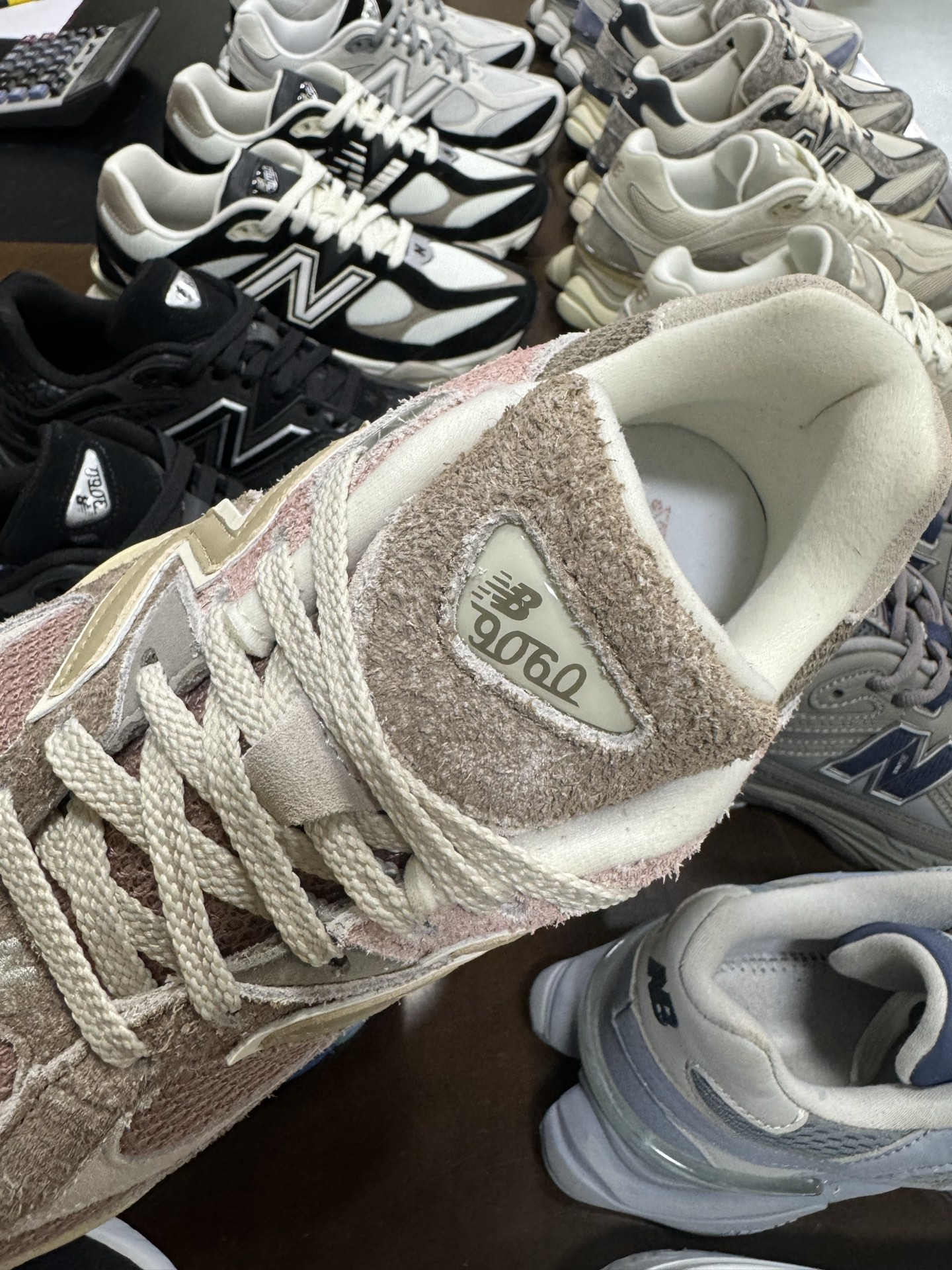 P240纯原 Joe Freshgoods x New Balance NB9060 联名款 复古休闲运动慢跑鞋 U9060NTB