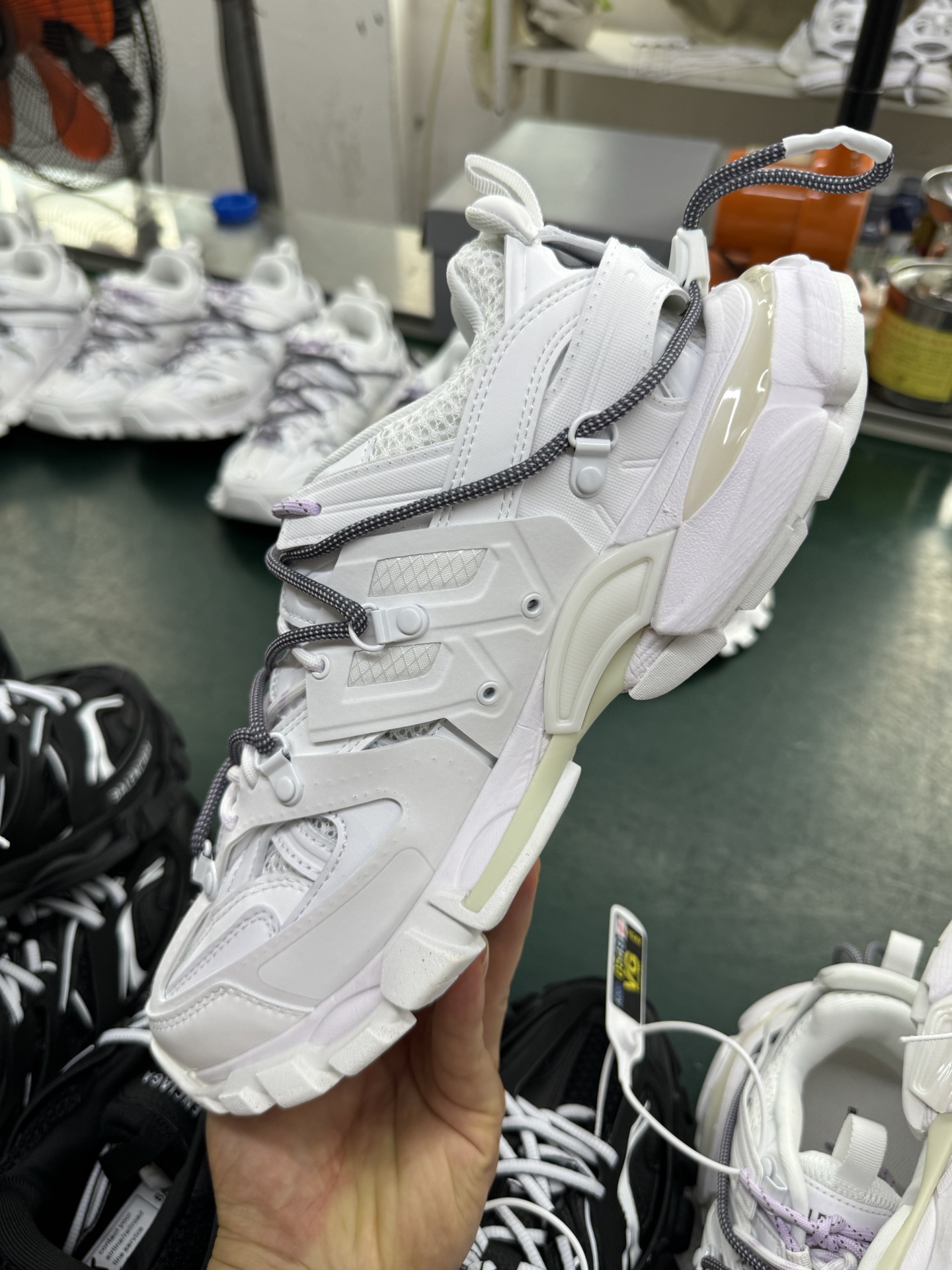VG版 Balenciaga Track Sneaker Tess s.Gomma Res BI ALV/TIS EFF NUBUK/TIS E 巴黎世家官方同步潮流跑鞋 WTRHK9050