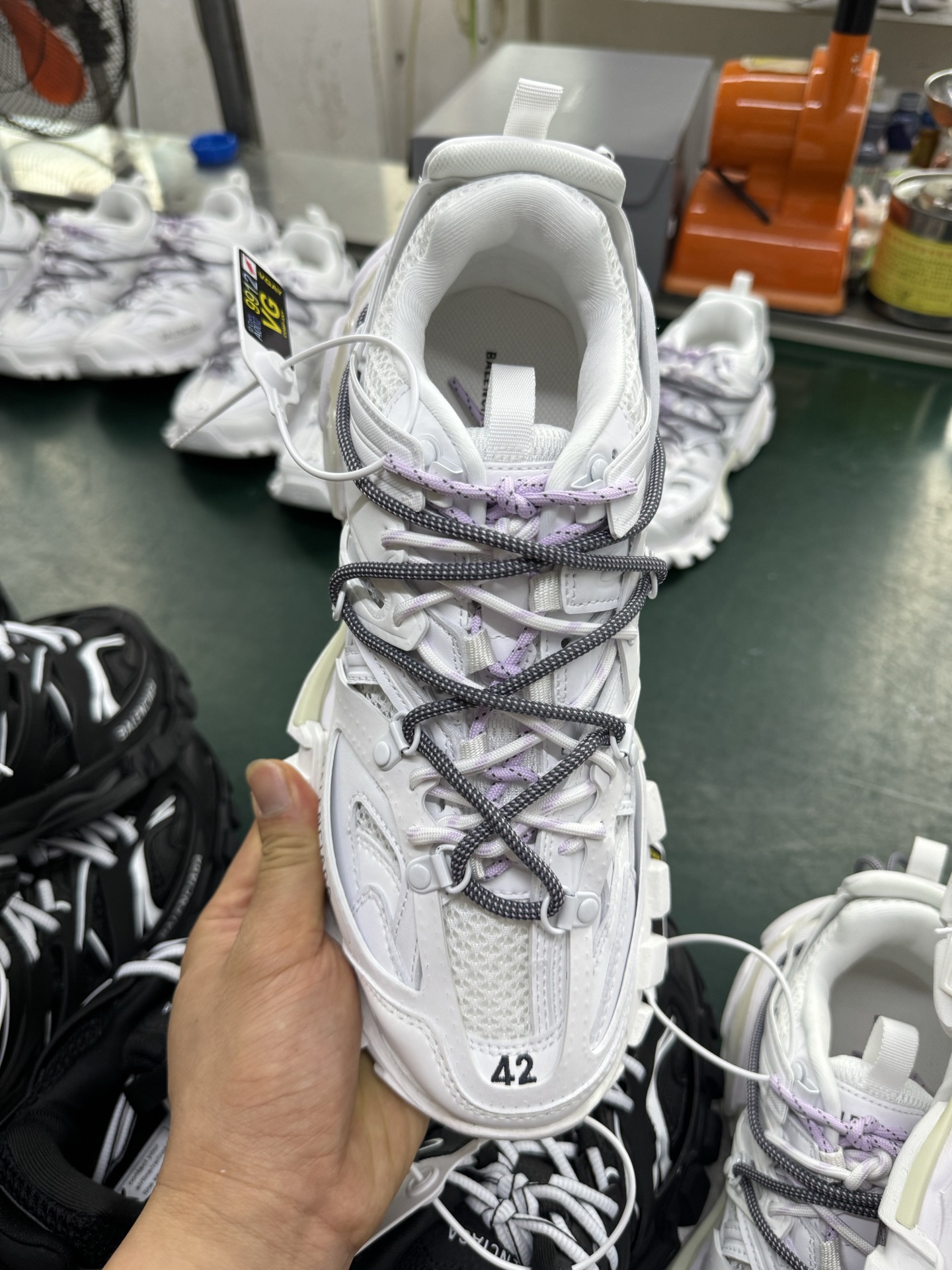 VG版 Balenciaga Track Sneaker Tess s.Gomma Res BI ALV/TIS EFF NUBUK/TIS E 巴黎世家官方同步潮流跑鞋 WTRHK9050