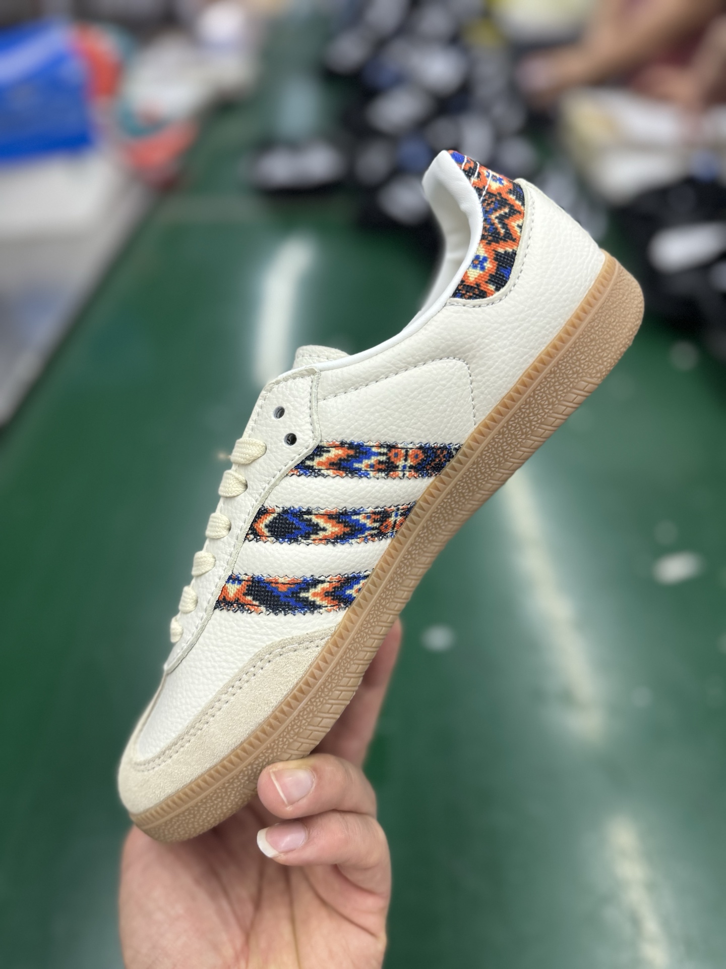 Adidas Samba OG W JQ0014 Women's Casual Sneakers - Style & Comfort 4 i1748248331657 7166 0 2