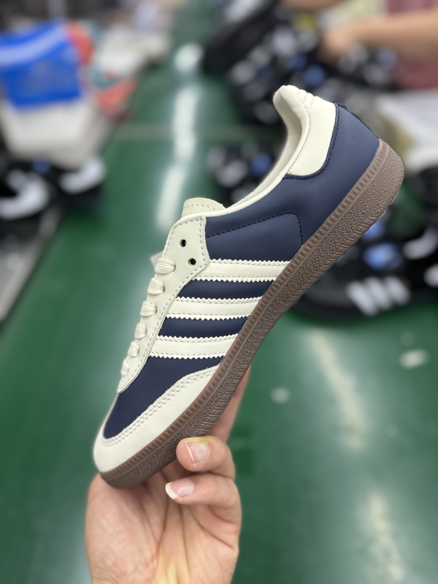 Adidas Originals Samba OG Retro Casual Sneakers - Classic Style & Comfort 3 i1748248837957 3179 0 2
