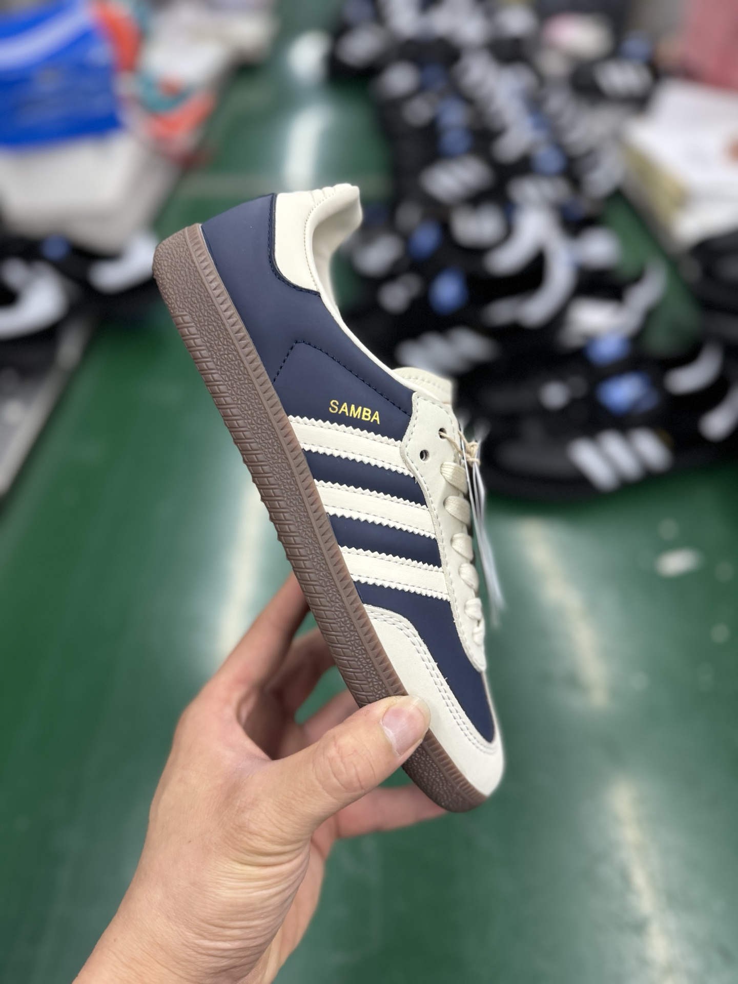 Adidas Originals Samba OG Retro Casual Sneakers - Classic Style & Comfort 1 i1748248837993 8839 0 0