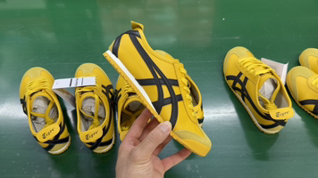 Onitsuka Tiger Mexico 66 Yellow/Black Low-Top Sneakers - Premium Quality