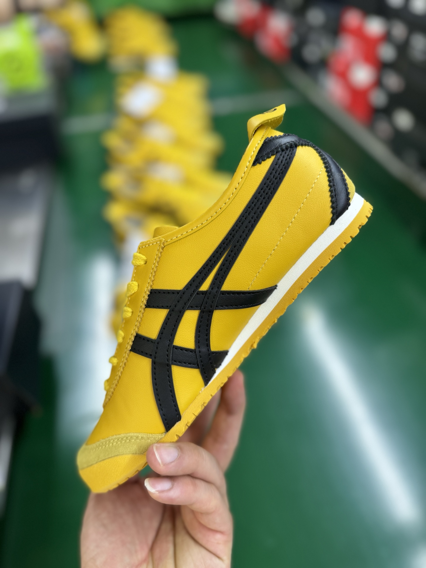 Onitsuka Tiger Mexico 66 Yellow/Black Low-Top Sneakers - Casual & Stylish 4 i1749715518698 6314 0 2