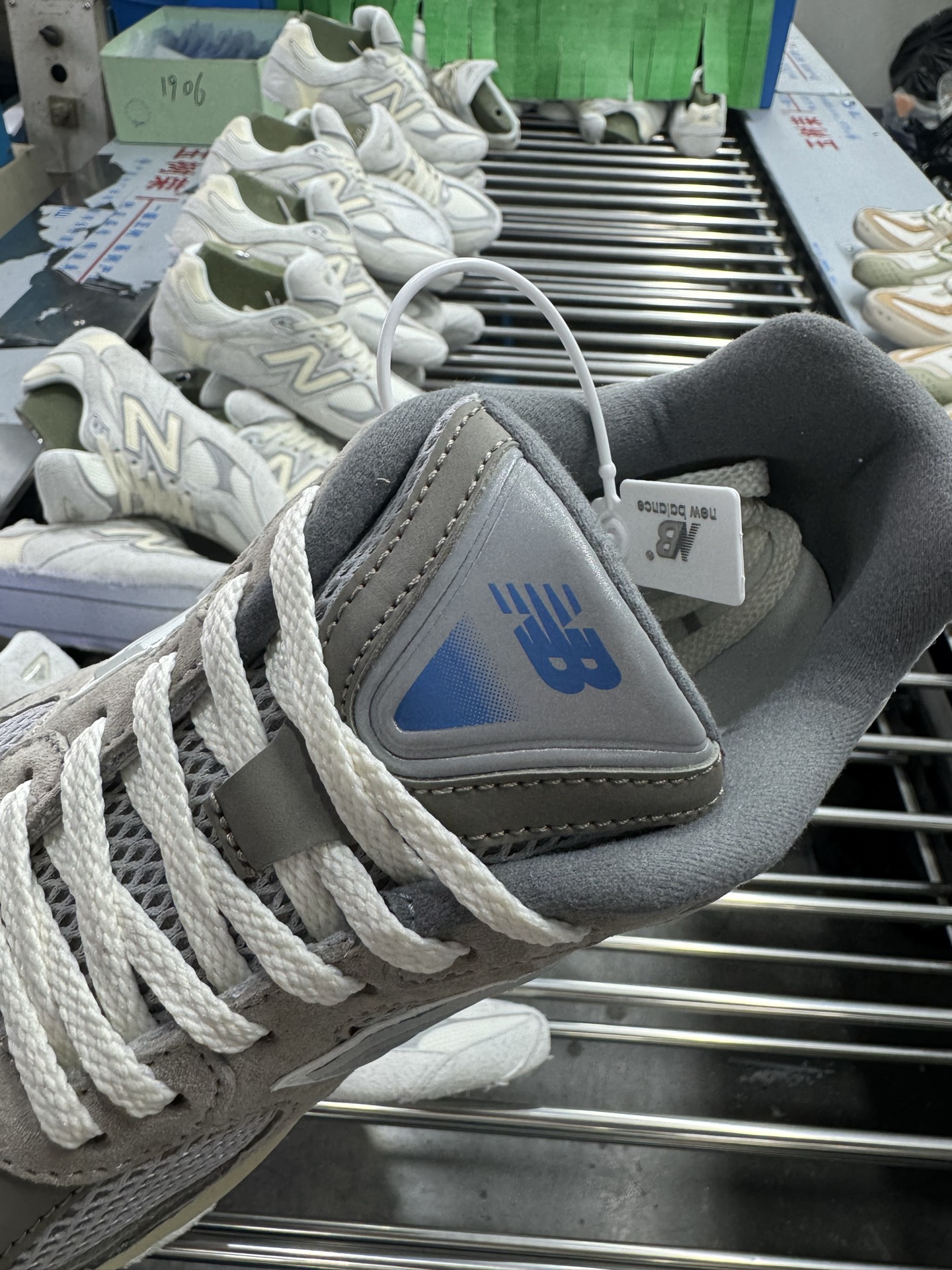 New Balance 2010系列 复古休闲跑步鞋 U2010GD-莆田鞋,莆田鞋货源,高仿鞋,高仿鞋货源,安福档口,莆田高仿鞋,莆田鞋批发,高仿鞋批发,莆田高仿运动鞋,高仿运动鞋,莆田运动鞋 New Balance 2010系列 复古休闲跑步鞋 U2010GD