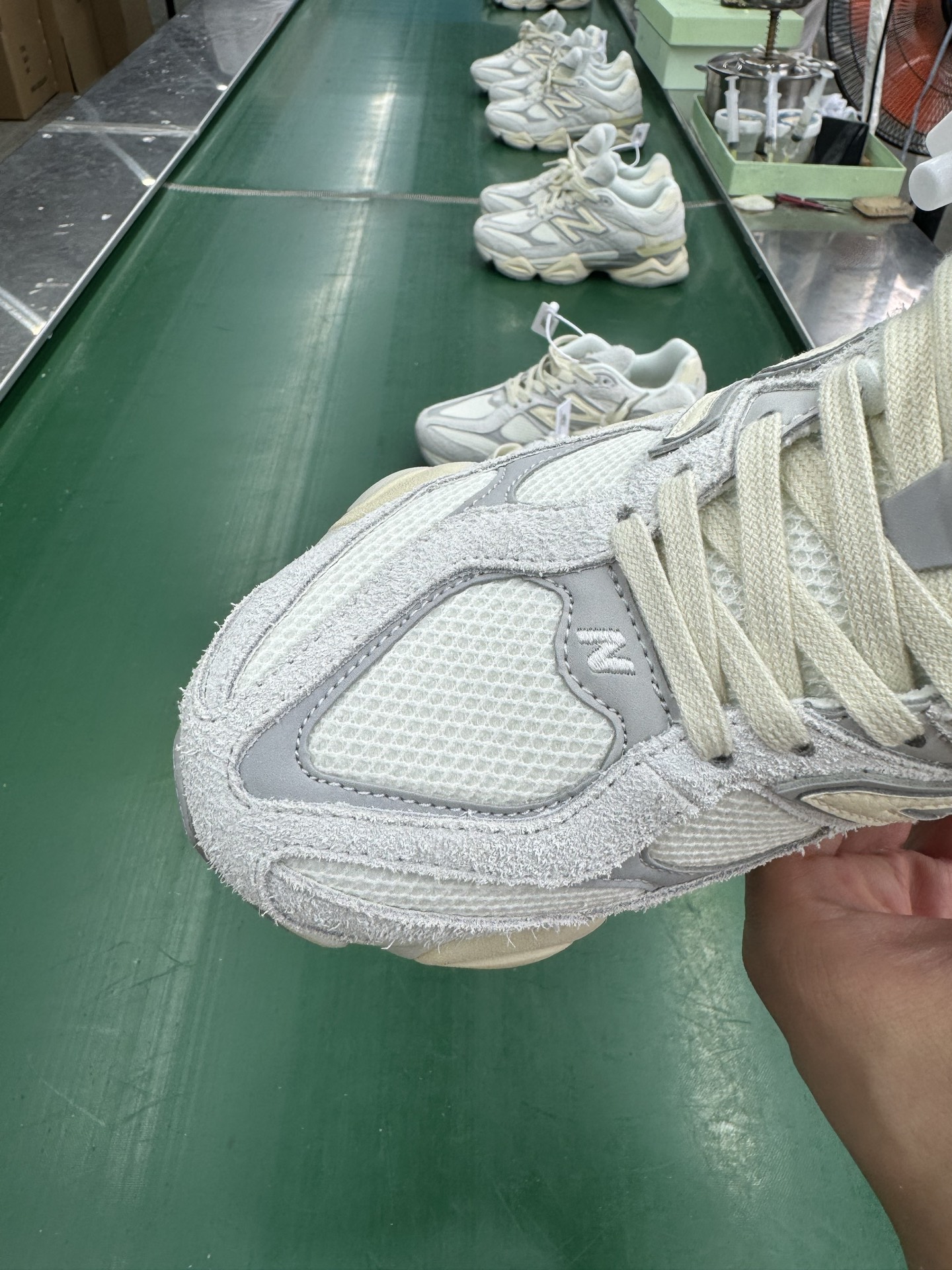 New Balance NB 9060 复古单品 鞋款灵感源自设计师本人对夏日的怀日回忆 U9060HSA-莆田鞋,莆田鞋货源,高仿鞋,高仿鞋货源,安福档口,莆田高仿鞋,莆田鞋批发,高仿鞋批发,莆田高仿运动鞋,高仿运动鞋,莆田运动鞋 New Balance NB 9060 复古单品 鞋款灵感源自设计师本人对夏日的怀日回忆 U9060HSA