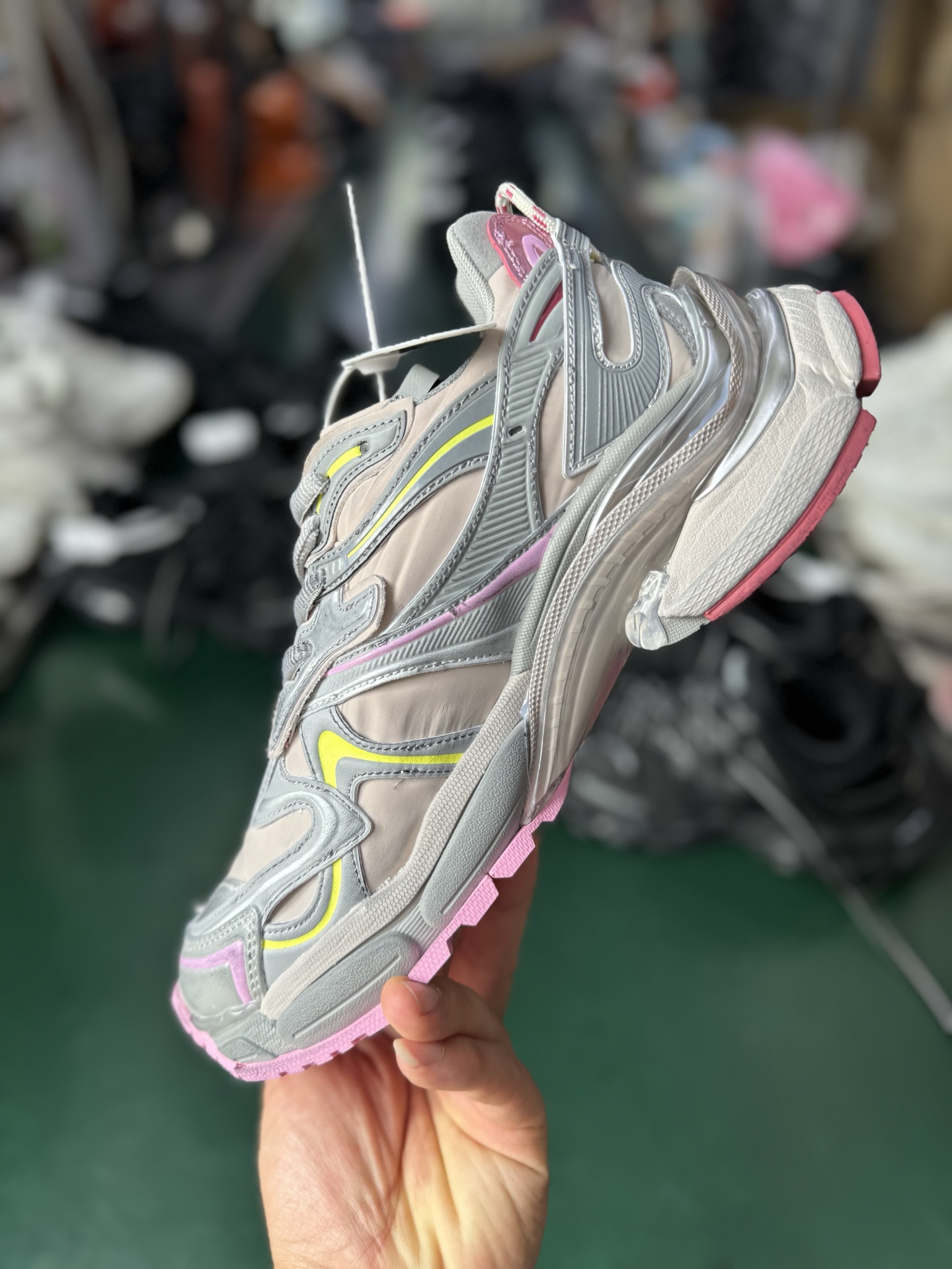 VG版本Balenciaga巴黎世家 Runner2.0 灰粉 尺