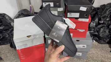 Nike Air Force 1 Low '07: Classic Black Sneakers for Men and Women