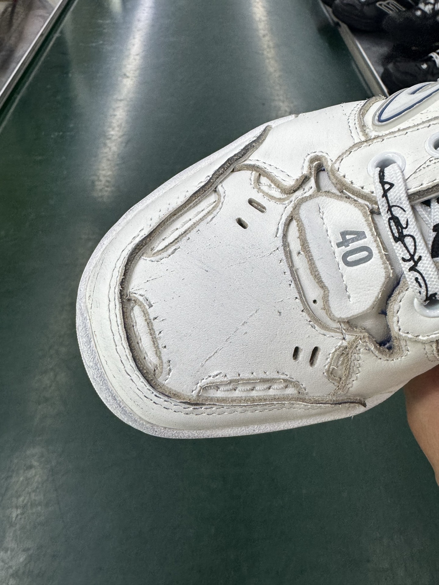 VG版本Balenciaga巴黎世家 Hamptons Worn-Out 白色 841765WCURB9141