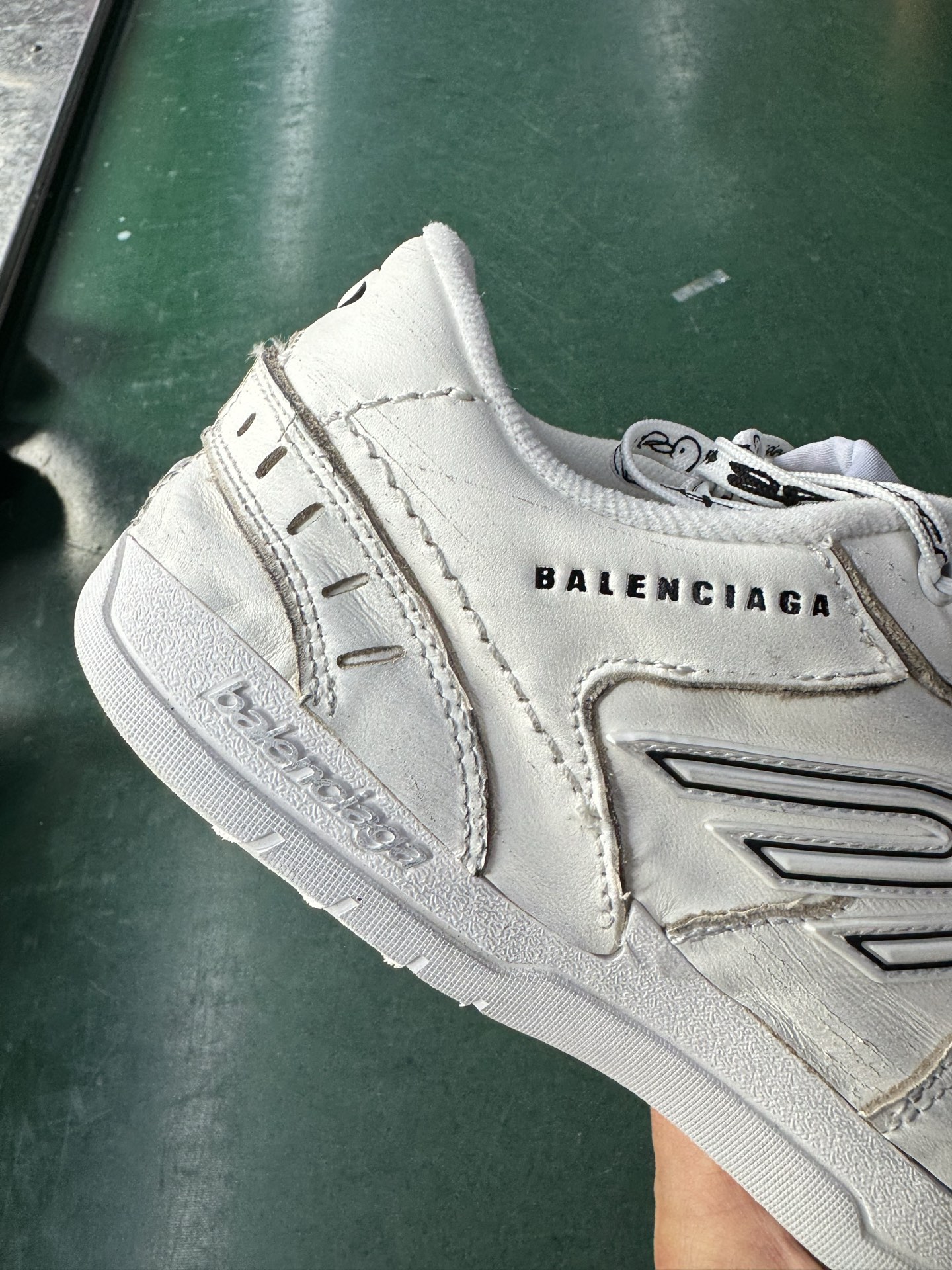 VG版 Balenciaga Hamptons Worn Out 巴黎世家十八代潮流复古休闲鞋 WCURS9000