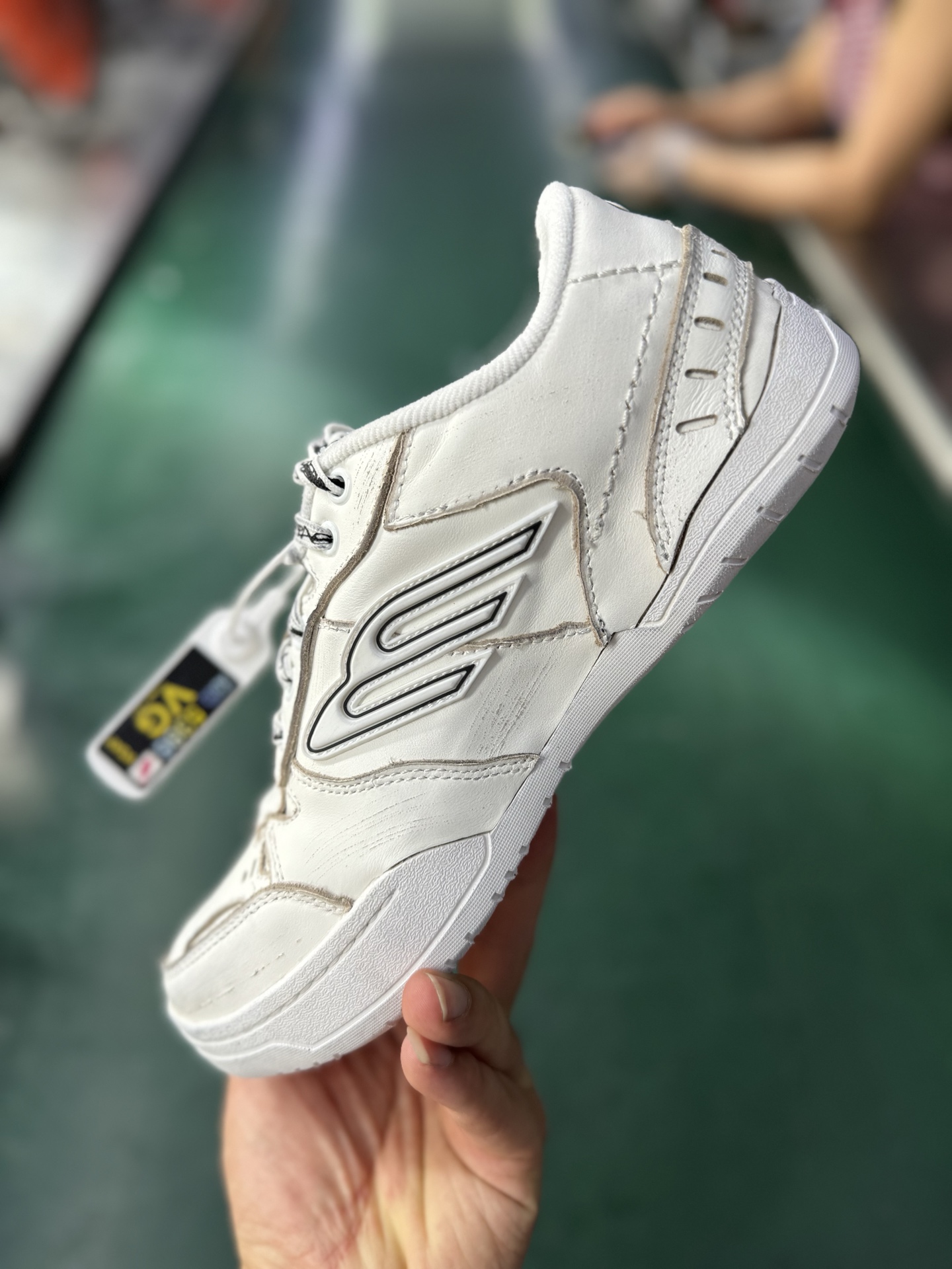 VG版 Balenciaga Hamptons Worn Out 巴黎世家十八代潮流复古休闲鞋 WCURS9000