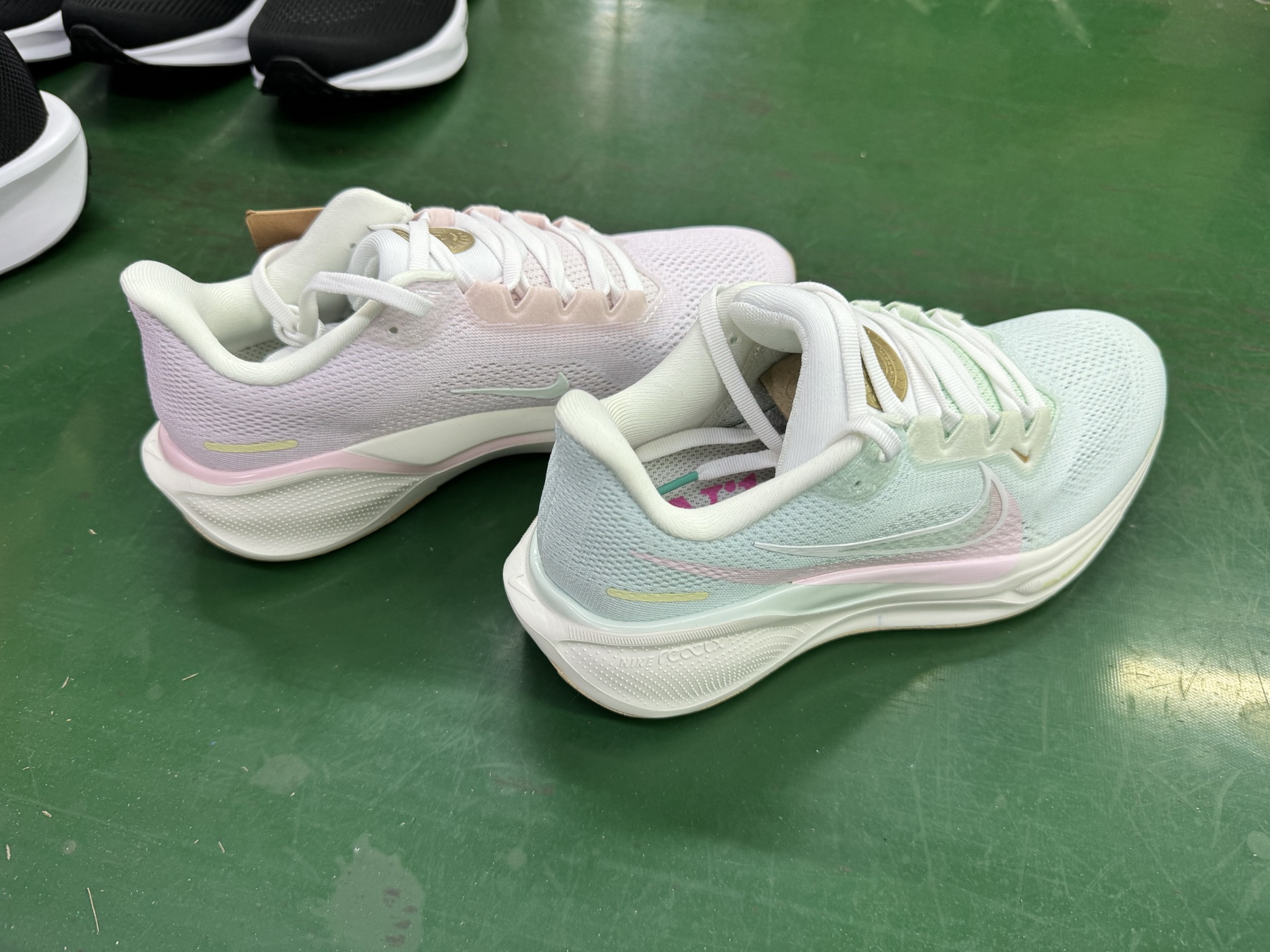 Nike Air Zoom Pegasus 41: Lightweight Running Shoes for Everyday Performance 4 i1753345224433 2203 0 2