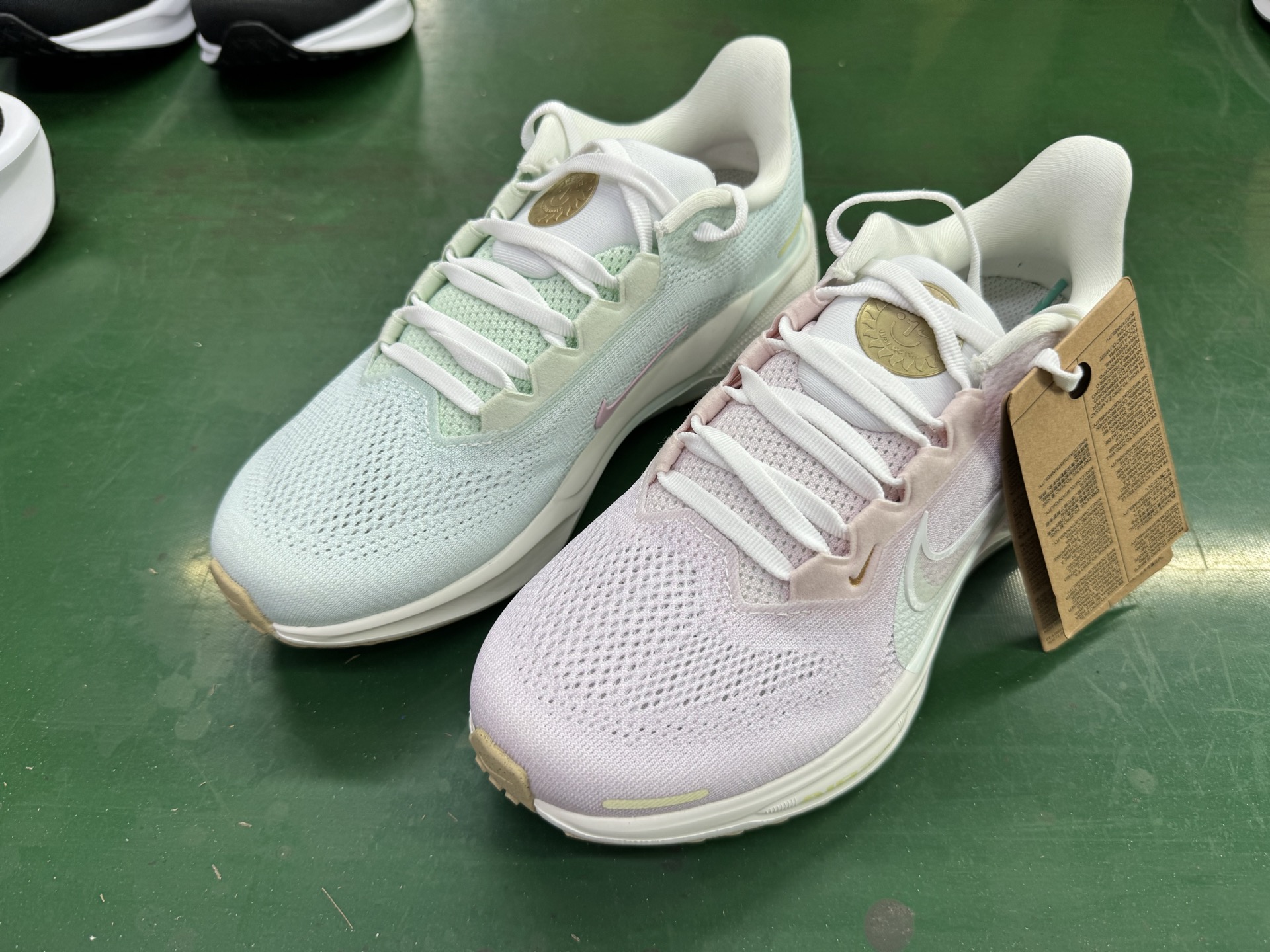 Nike Air Zoom Pegasus 41: Lightweight Running Shoes for Everyday Performance 2 i1753345226567 5868 0 0