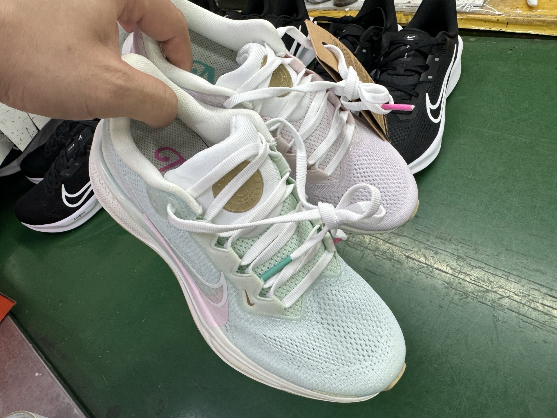 Nike Air Zoom Pegasus 41: Lightweight Running Shoes for Everyday Performance 7 i1753345261713 1211 0 5