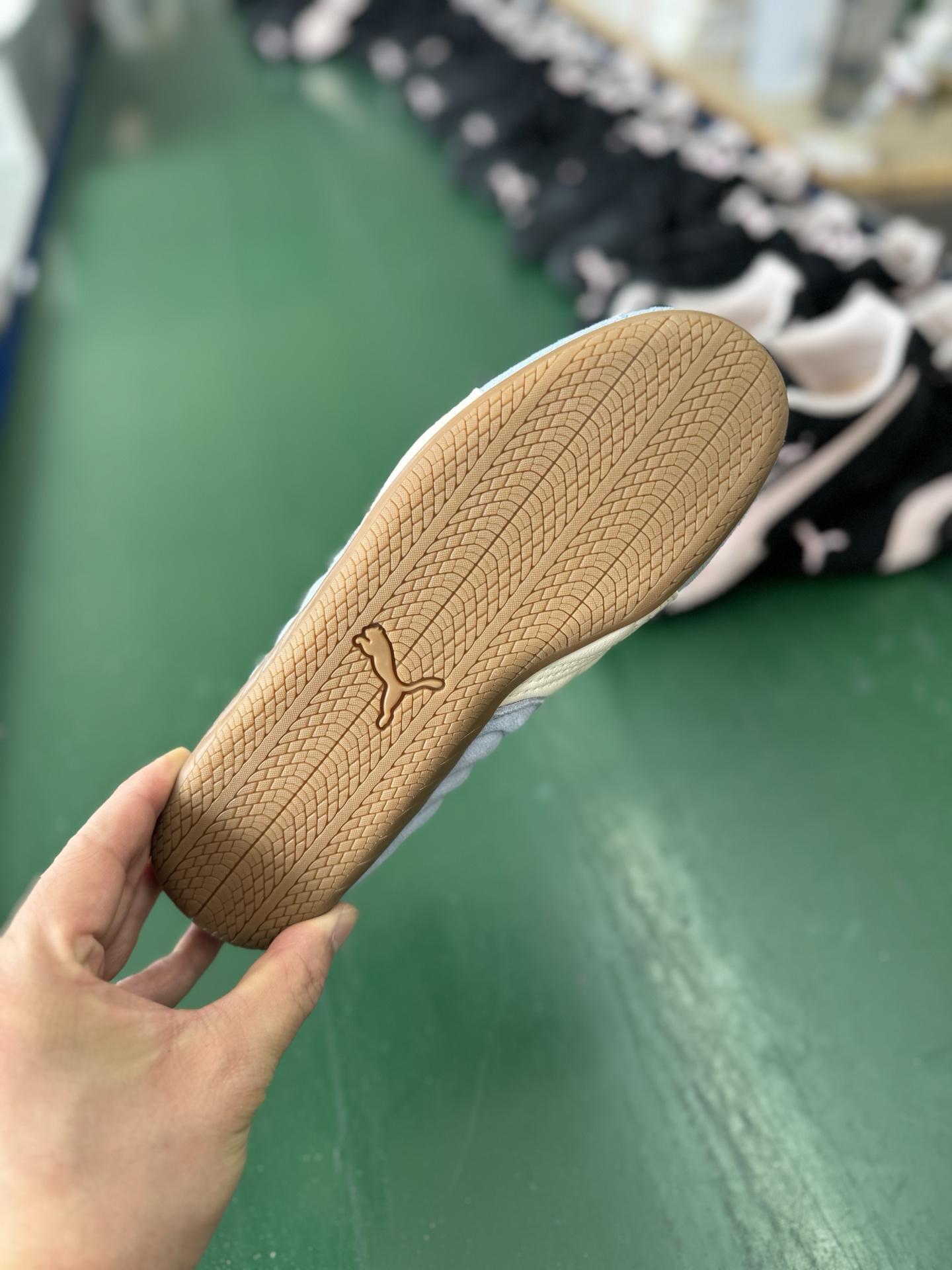 P200CS版Puma Palermo OG 防滑耐磨低帮德训板鞋 403688-01