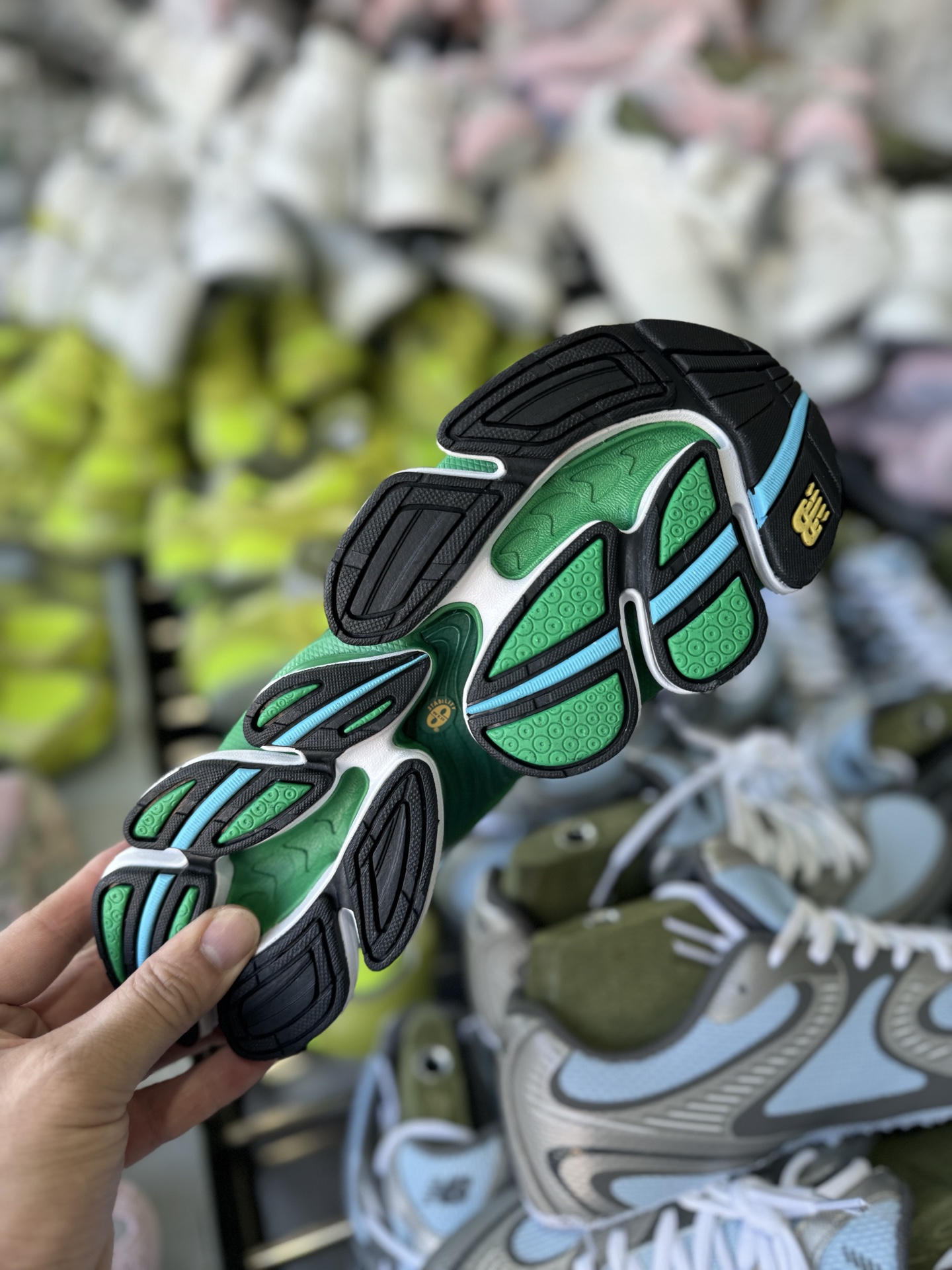 全新C版New Balance 新百伦 NB2000 网面休闲鞋 U2000ME