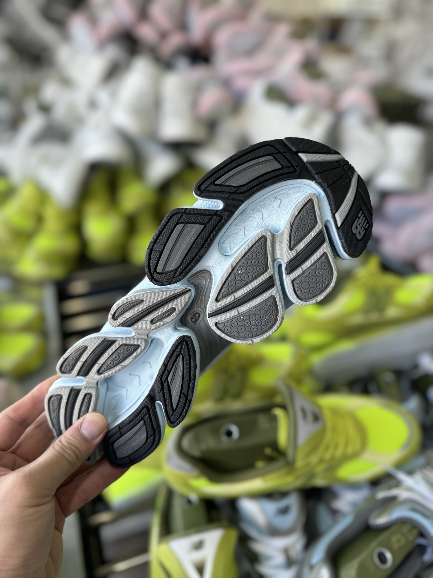 P240全新C版New Balance 新百伦 NB2000 网面休闲鞋 U2000ETC