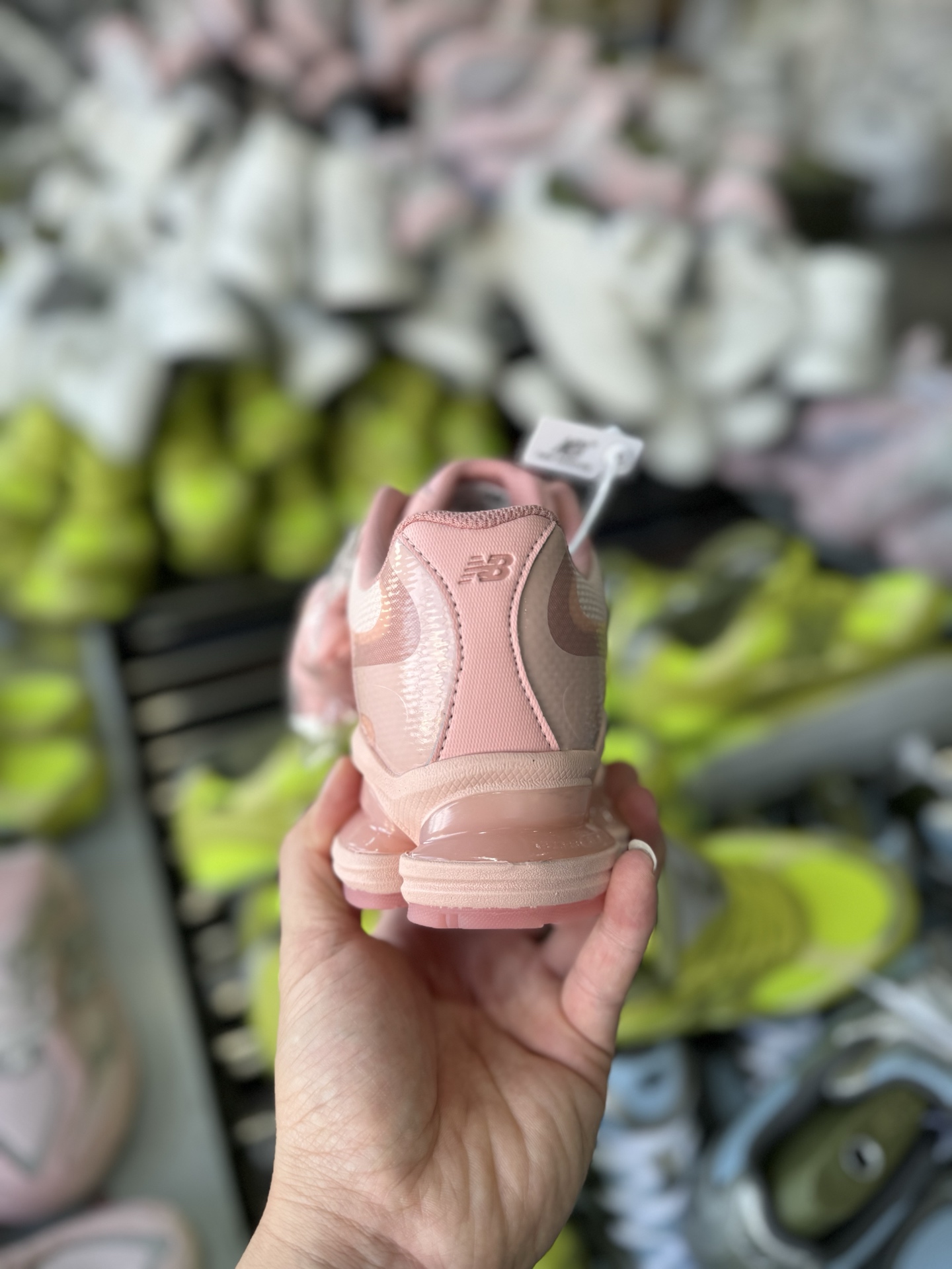 P240全新C版New Balance 新百伦 NB2000 网面休闲鞋 U2000JG