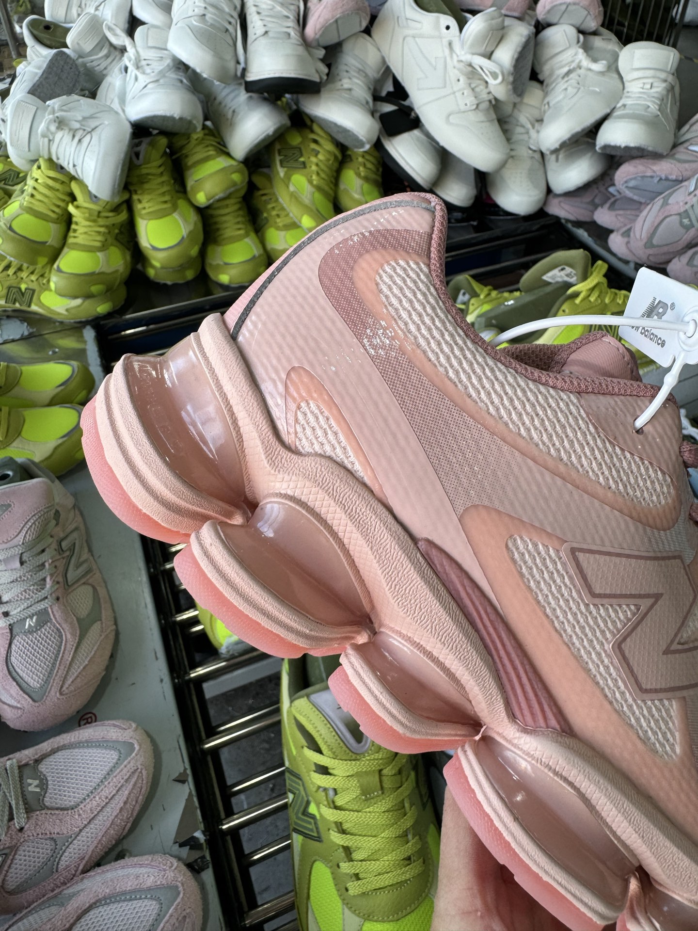 P240全新C版New Balance 新百伦 NB2000 网面休闲鞋 U2000JG