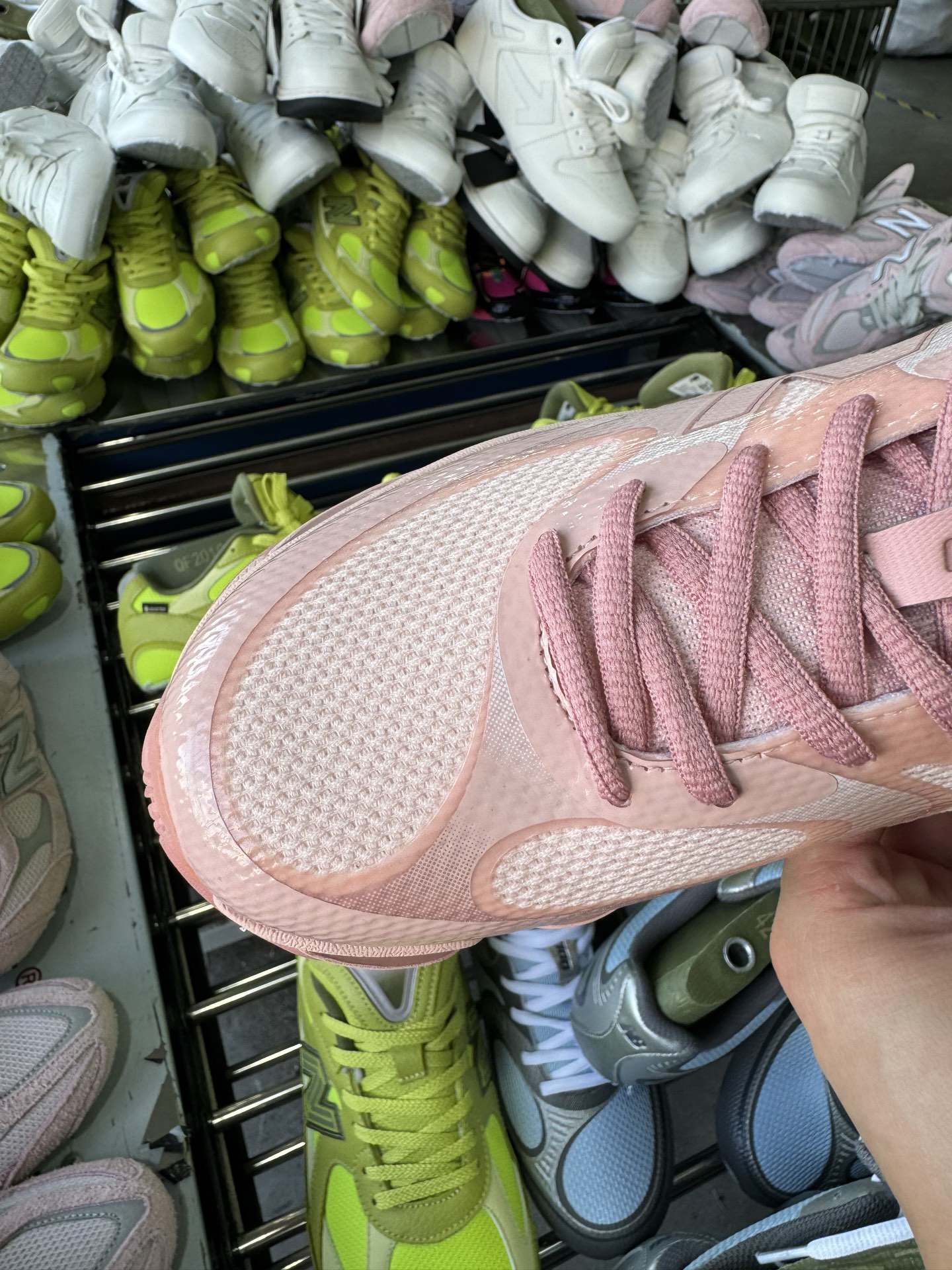 P240全新C版New Balance 新百伦 NB2000 网面休闲鞋 U2000JG