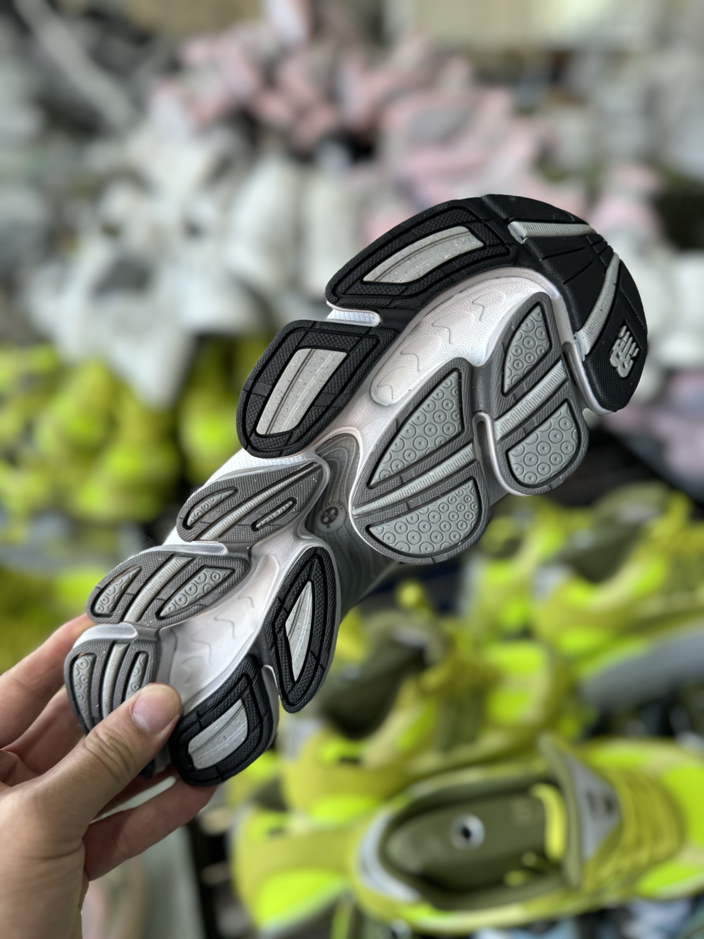 全新C版New Balance 新百伦 NB2000 网面休闲鞋 U2000DSM