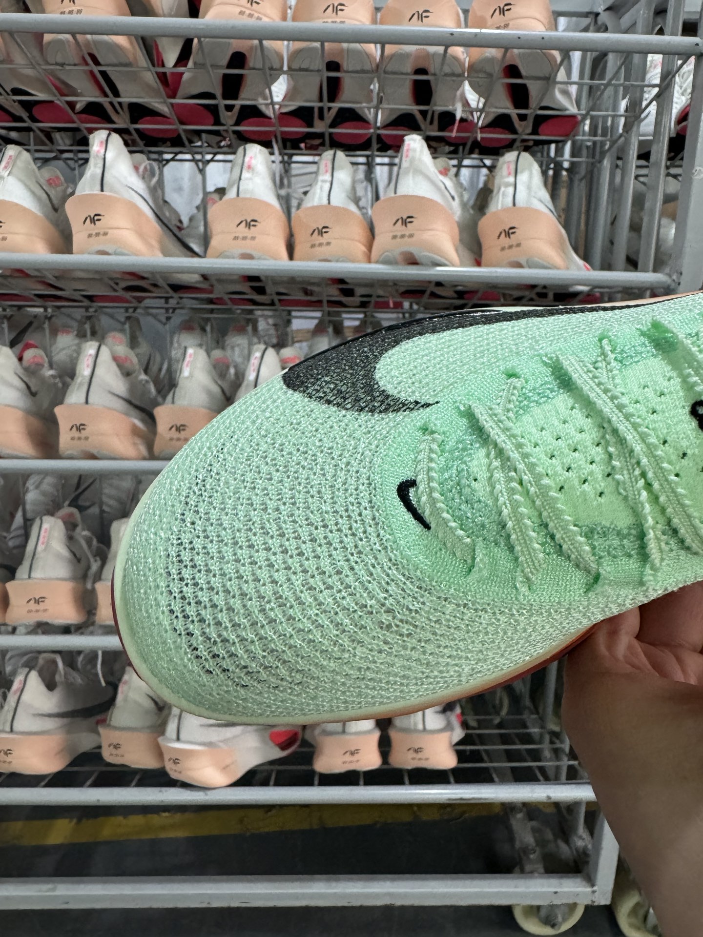 P220全新X版NK Air Zoom Alphafly 3 阿尔法飞行3代系列马拉松轻量竞速运动跑鞋  HJ7041-300