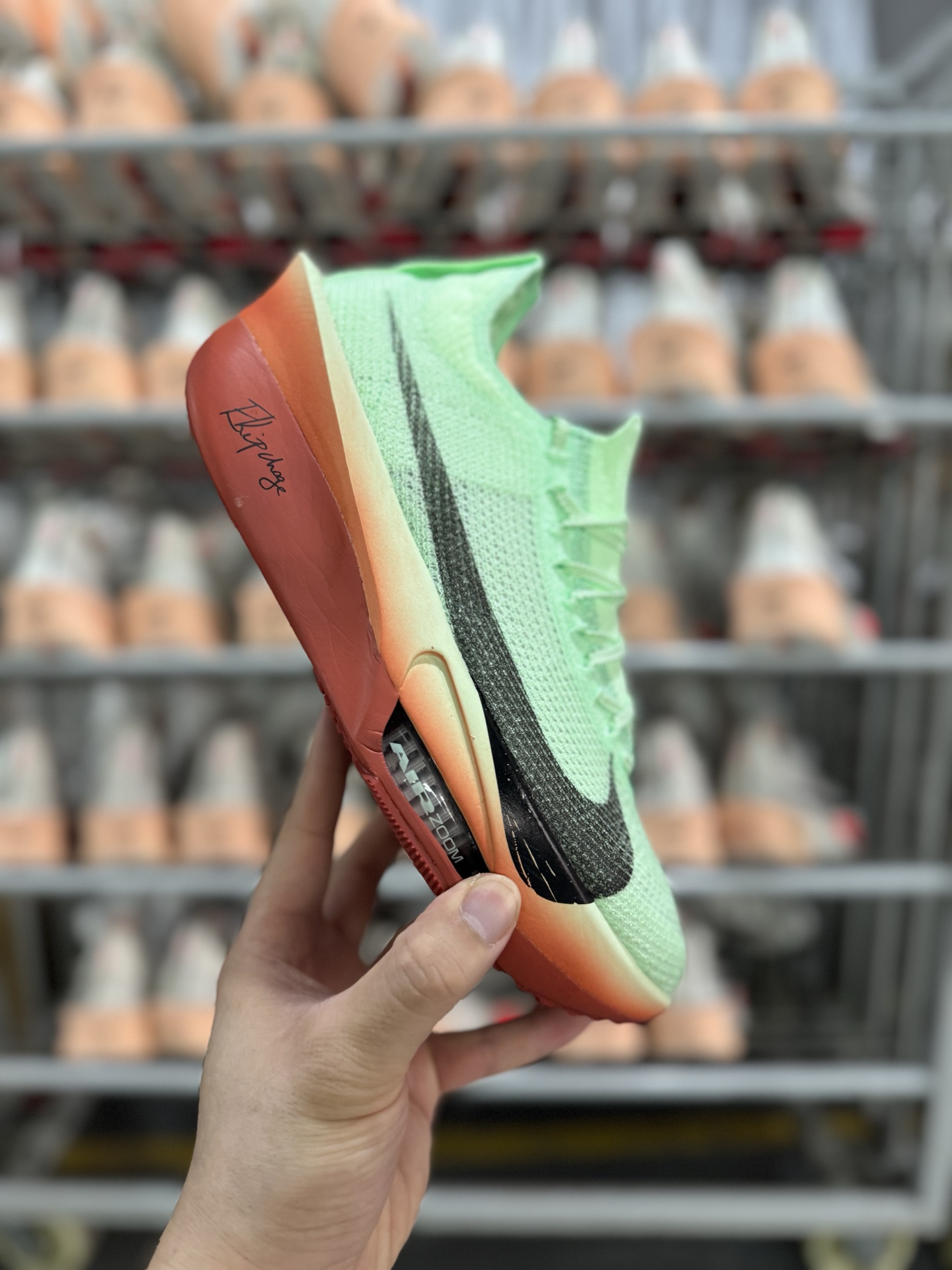 P220全新X版NK Air Zoom Alphafly 3 阿尔法飞行3代系列马拉松轻量竞速运动跑鞋  FD8357-100