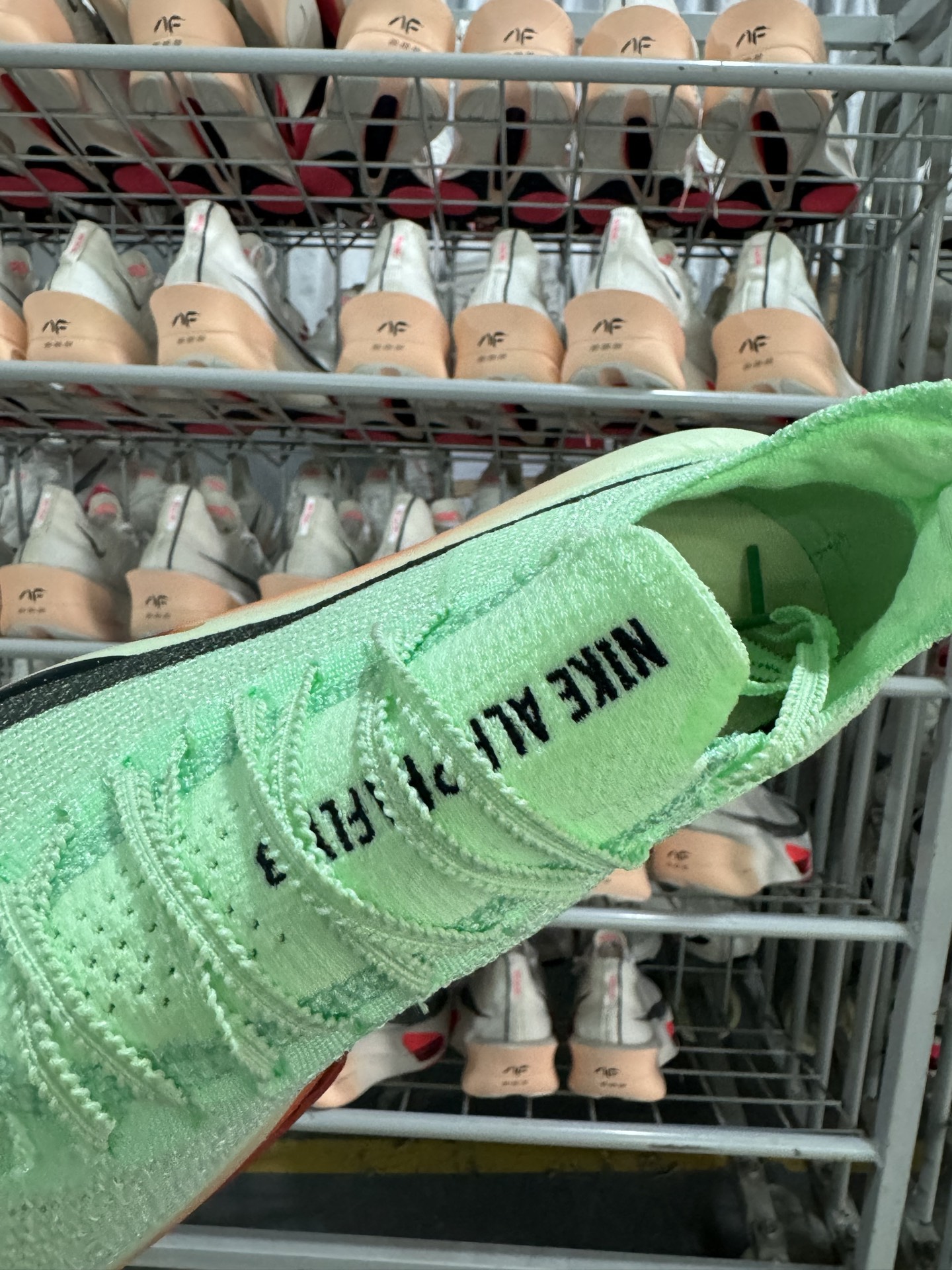 P220全新X版NK Air Zoom Alphafly 3 阿尔法飞行3代系列马拉松轻量竞速运动跑鞋  HJ7041-300