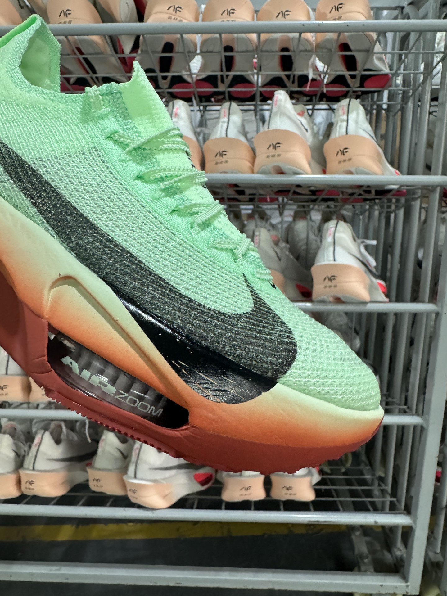 P220全新X版NK Air Zoom Alphafly 3 阿尔法飞行3代系列马拉松轻量竞速运动跑鞋  HJ7041-300