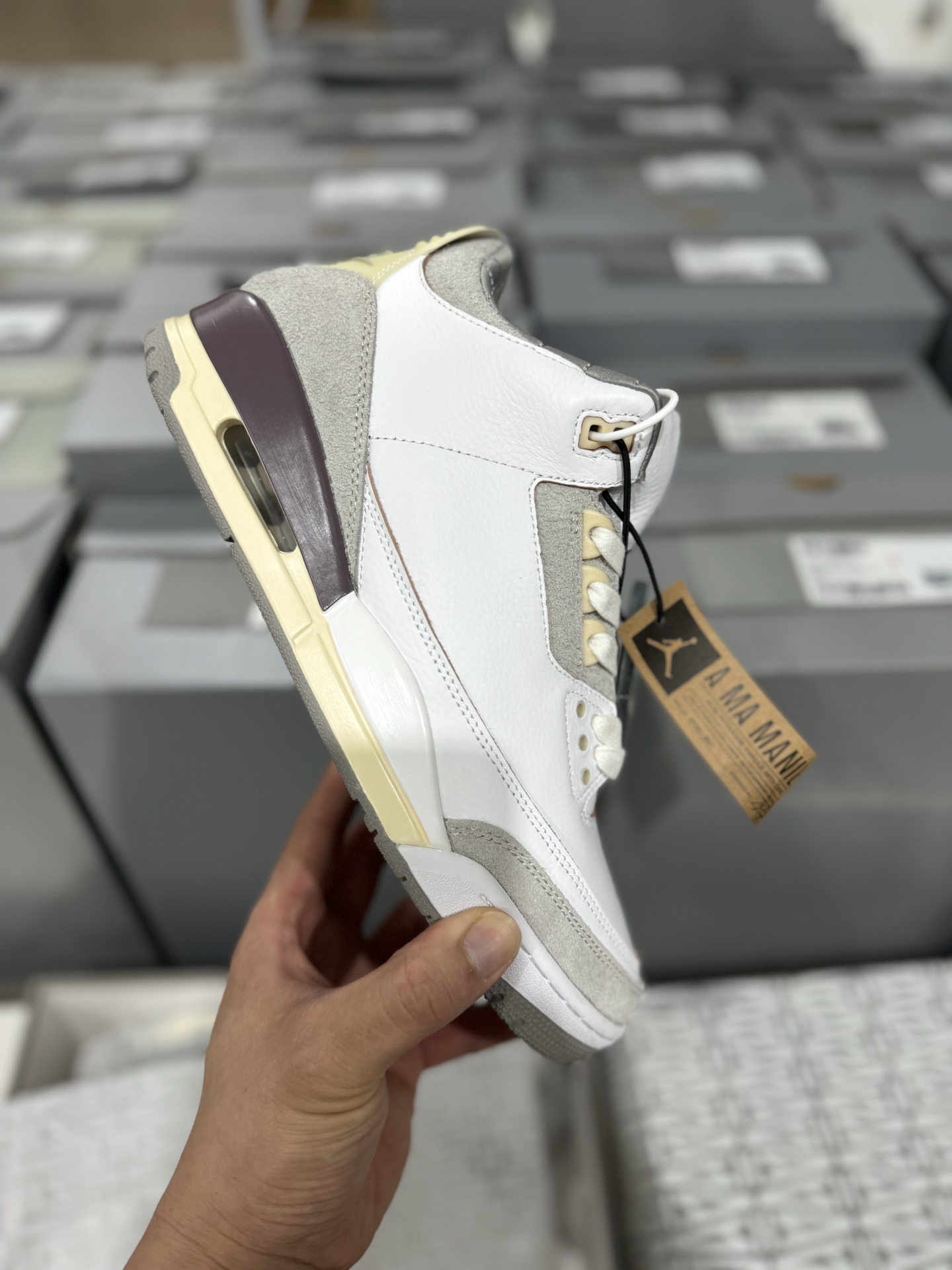 A Ma Maniére x Air Jordan 3 Retro SP 'Medium Grey' Basketball Shoes 1 i1757161340627 4220 0 0