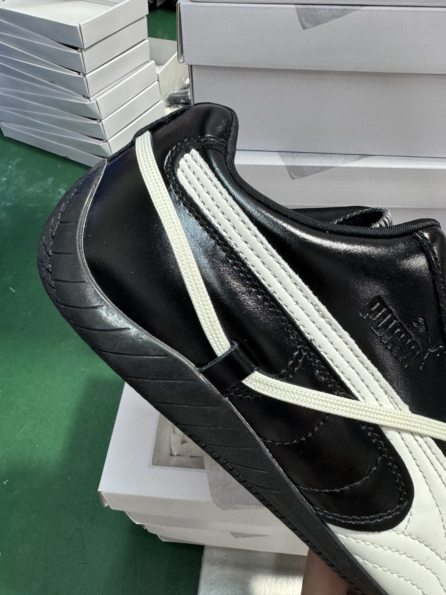 Puma x Rose Speedcat Low-Top Sneakers - Black & White - Style 404391-01 6 i1757321237245 3212 0 5