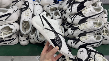 Puma Speedcat Rose Edition Low-Top Sneakers - Stylish Comfort & Performance