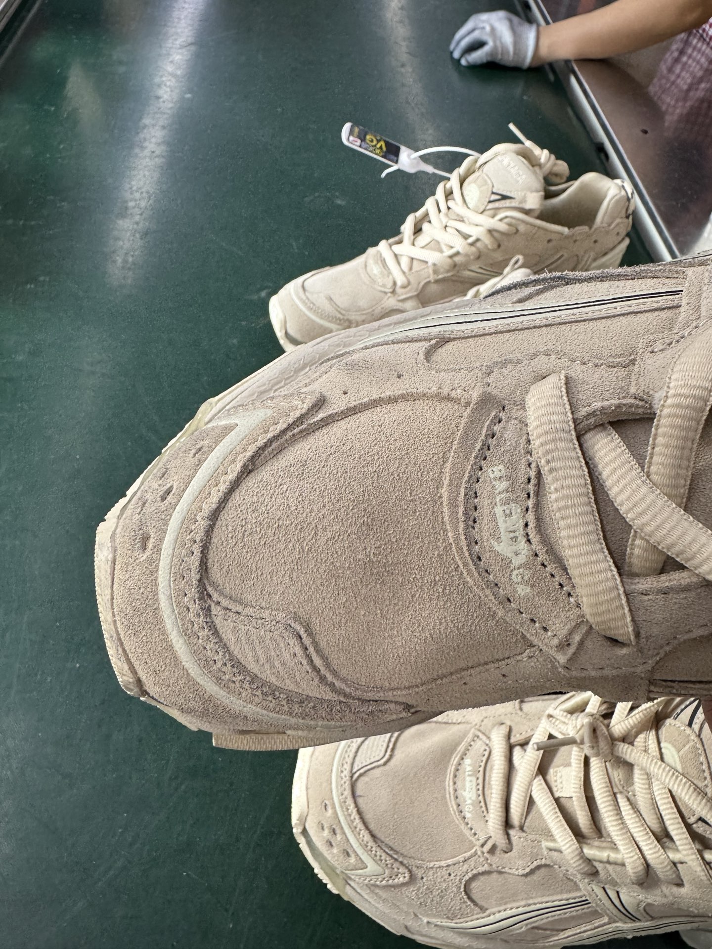 Balenciaga Runner Sneakers In Beige Suede,Size 35-46,Style 772774WRNSD9900 5 i1757408366974 4970 0 3