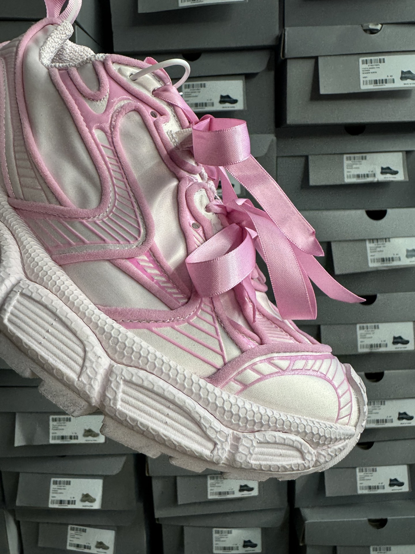 P400VG版本巴黎10代3XL 缎面蝴蝶结粉色-Chinese UA Cheap High Quatity Brand Clothes Bags handbags Sneakers wholesale wholesaler seller from China Factory suppliers Fashion Clothing Shoes best Quality Beautiful Price P400VG版本巴黎10代3XL 缎面蝴蝶结粉色