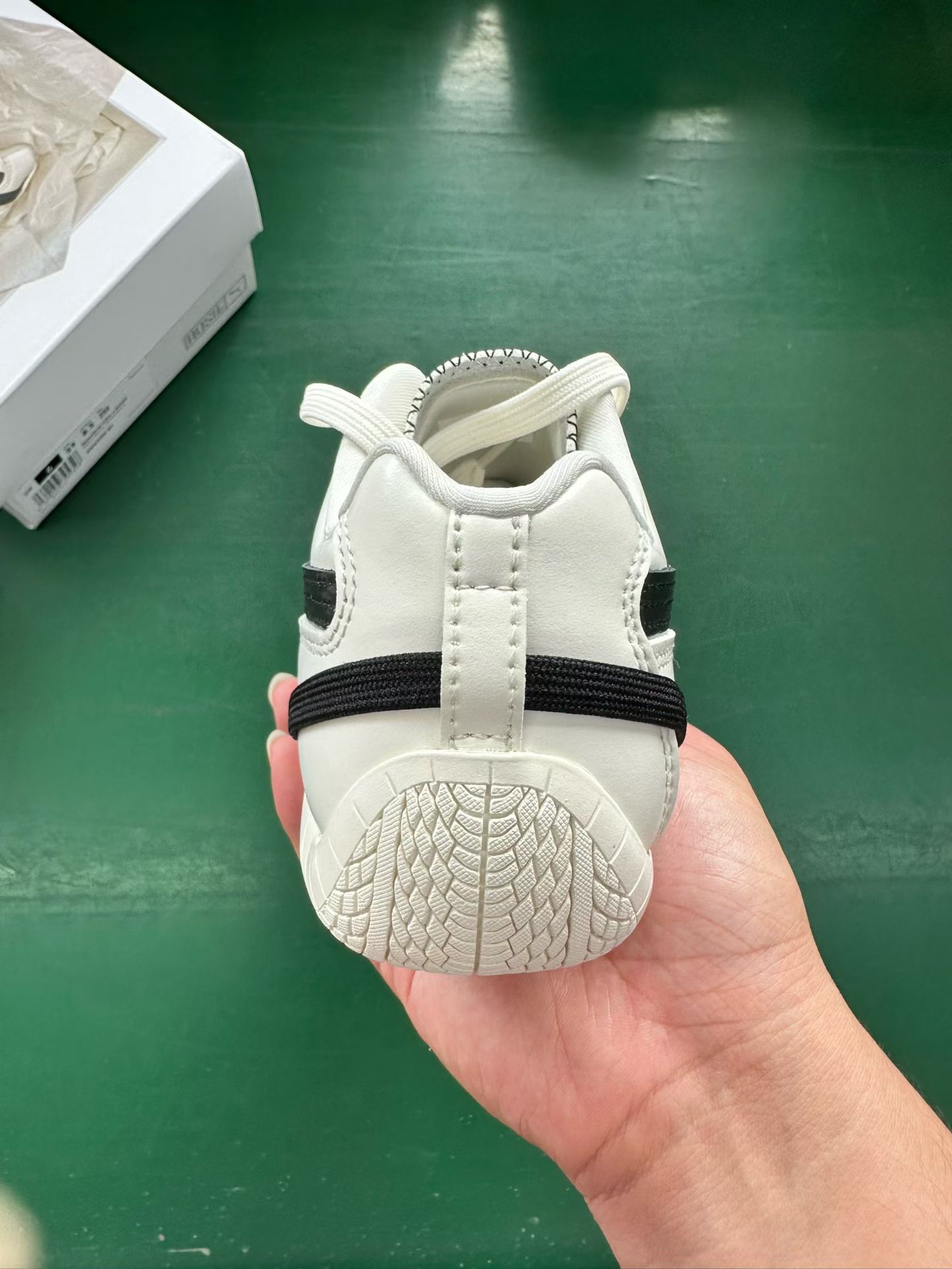 Rosé x PUMA彪马 Speedcat 系列 情侣薄底赛车德训双鞋 404390-01