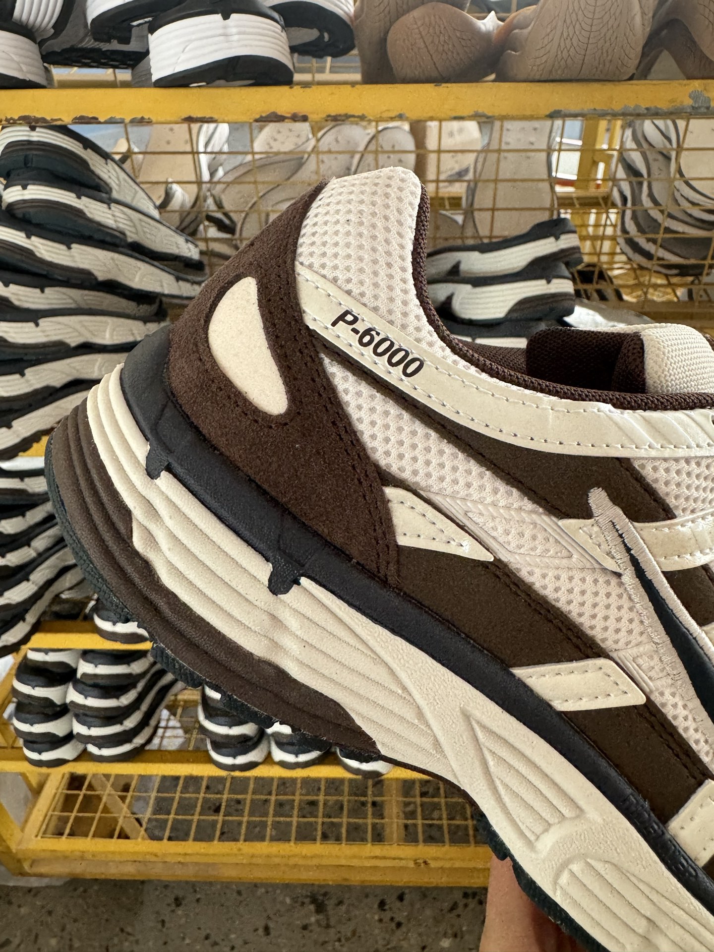 P200CS版Nike P-6000 P 复古休闲运动老爹鞋 HV8972-001