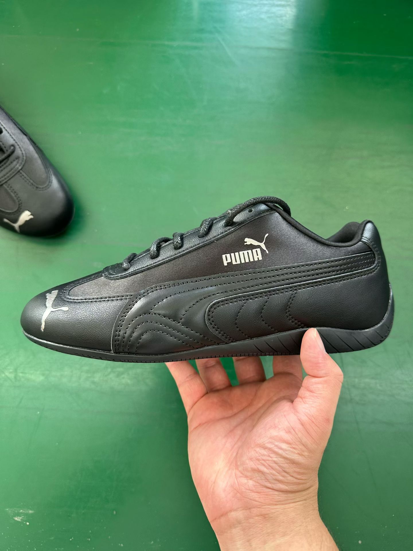 Puma Speedcat Femme Black Leather Racing Shoes Unisex - Style 405835-02