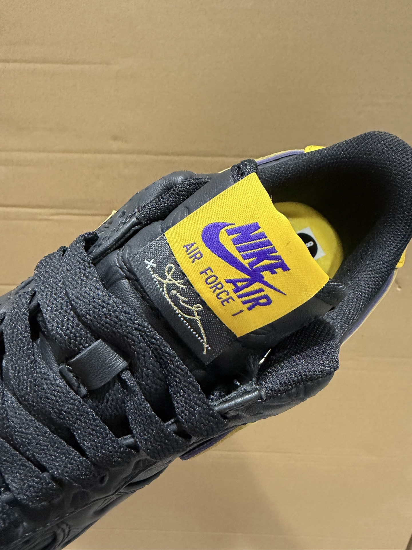 特价 福利‼️ 原装头层Nike Air Force 1 Low “Kobe Bryant” 防黑黄男女