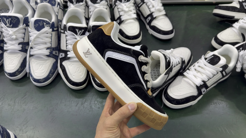 _d-B9sbkkXa-meuf9DmtAT8PoJSs1gpKLp878E_Q