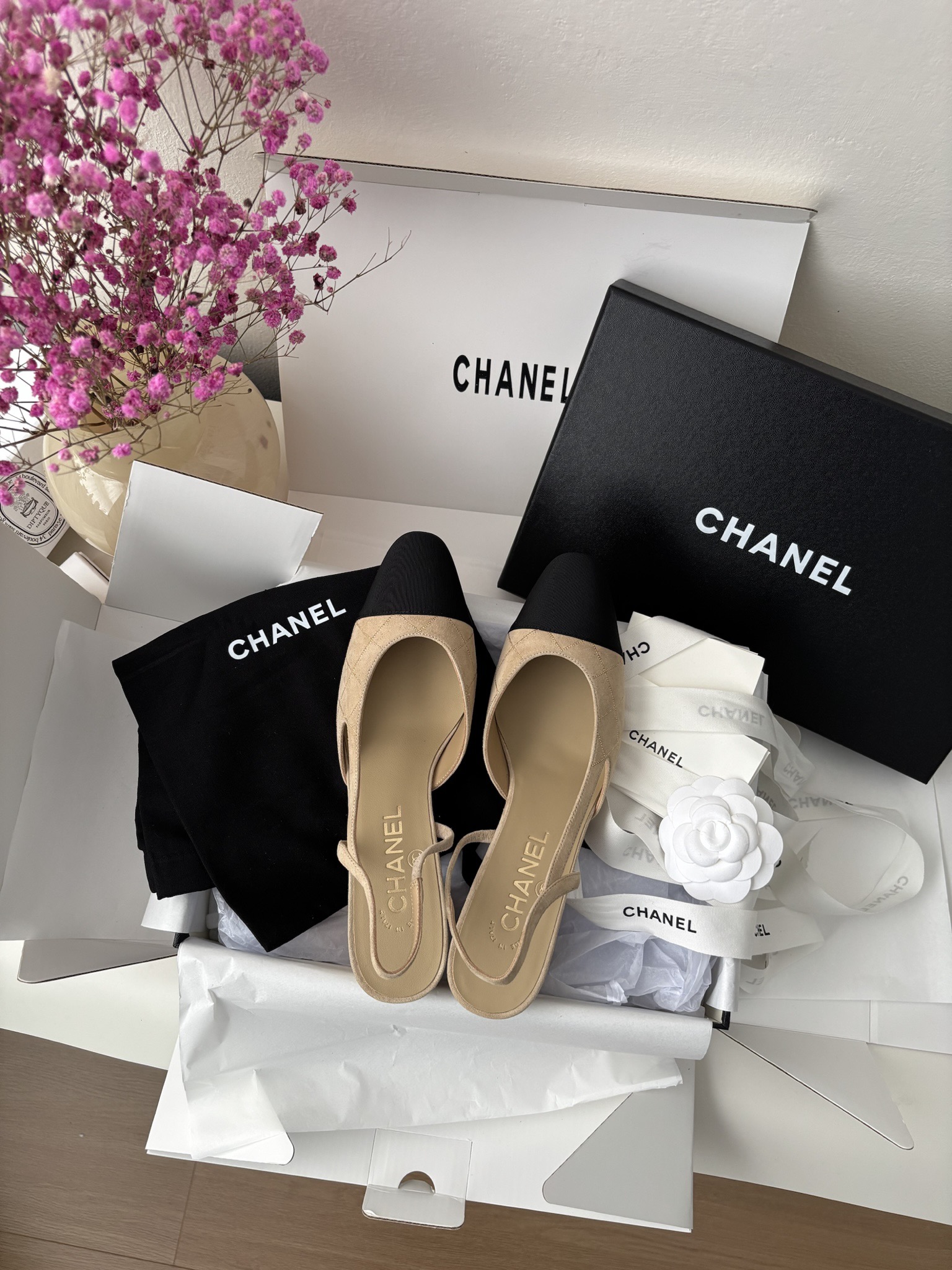 Босоножки женские на каблуке с закрытым носком, модель в клетку Chanel