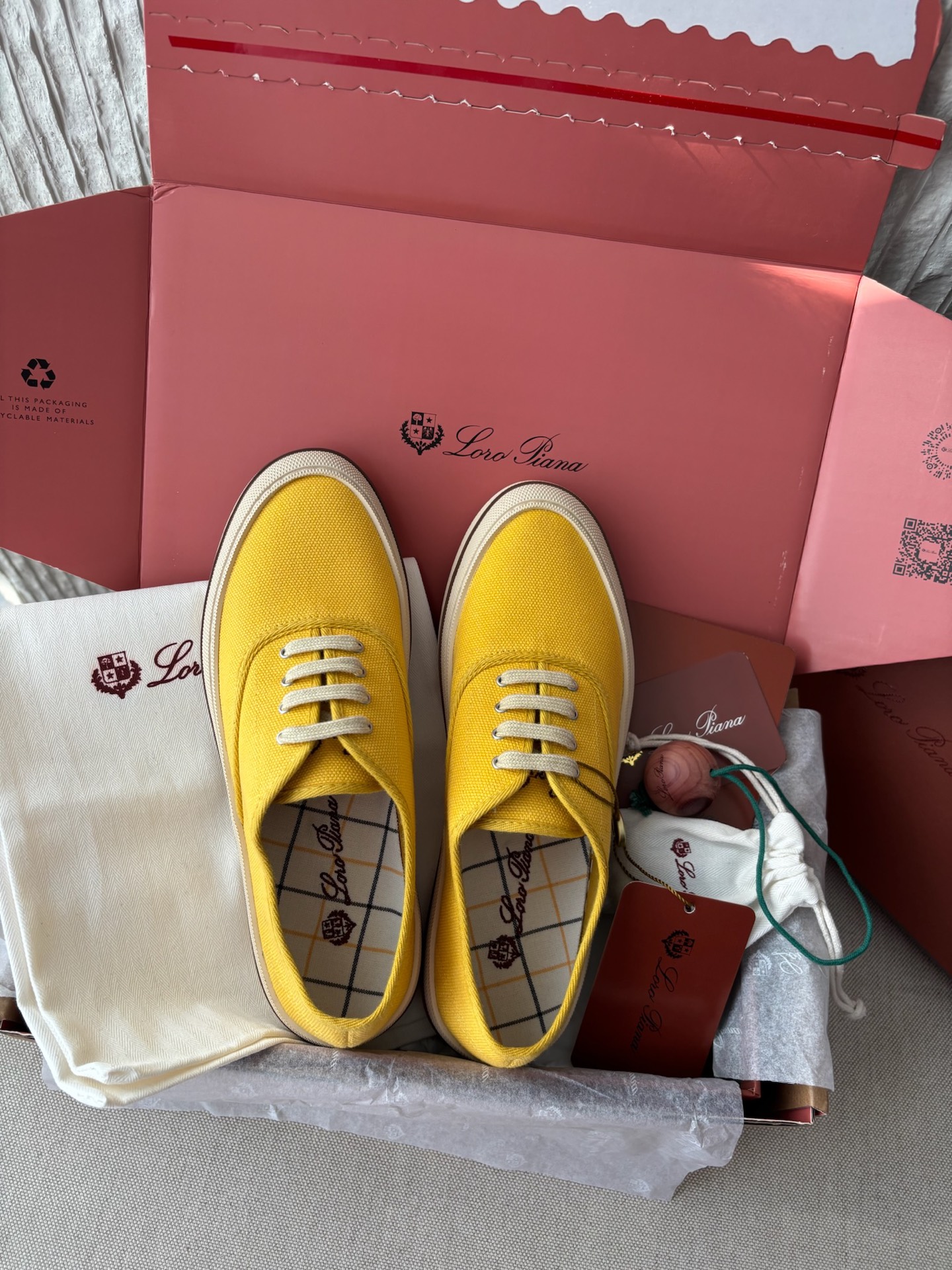 Кеды Loro Piana желтые