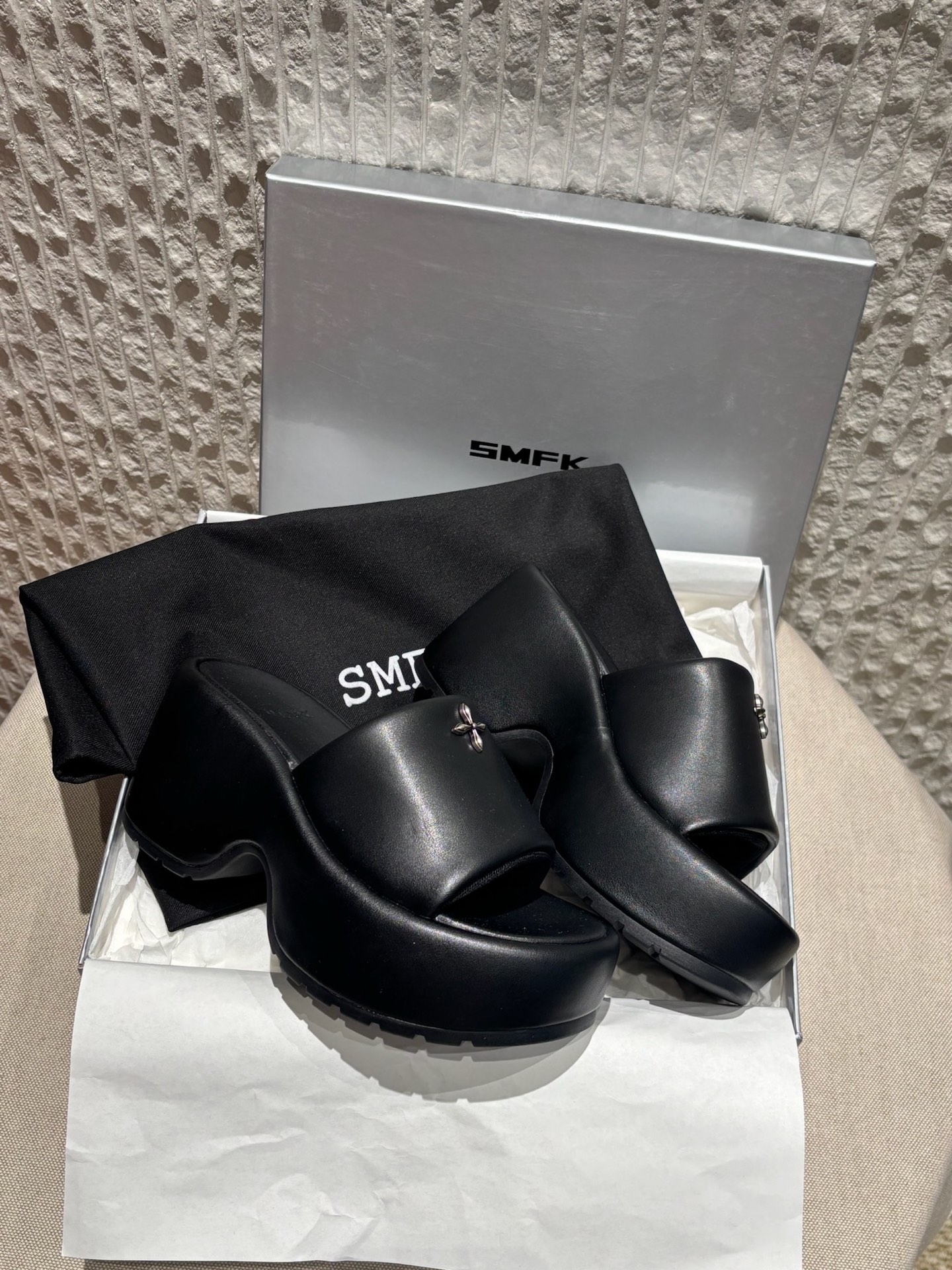 Босоножки SMFK на высокой платформе