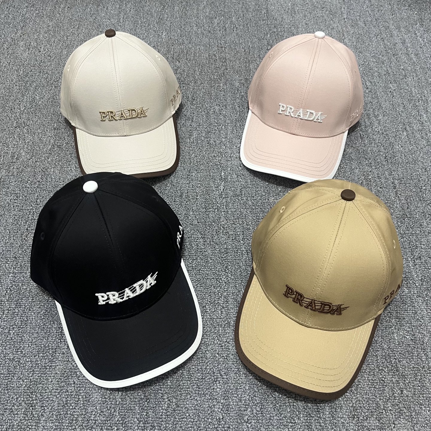 Gorra de béisbol clásica de copa dura para adultos de PRADA, con logo triangular, elegante y versátil, favorita de much…