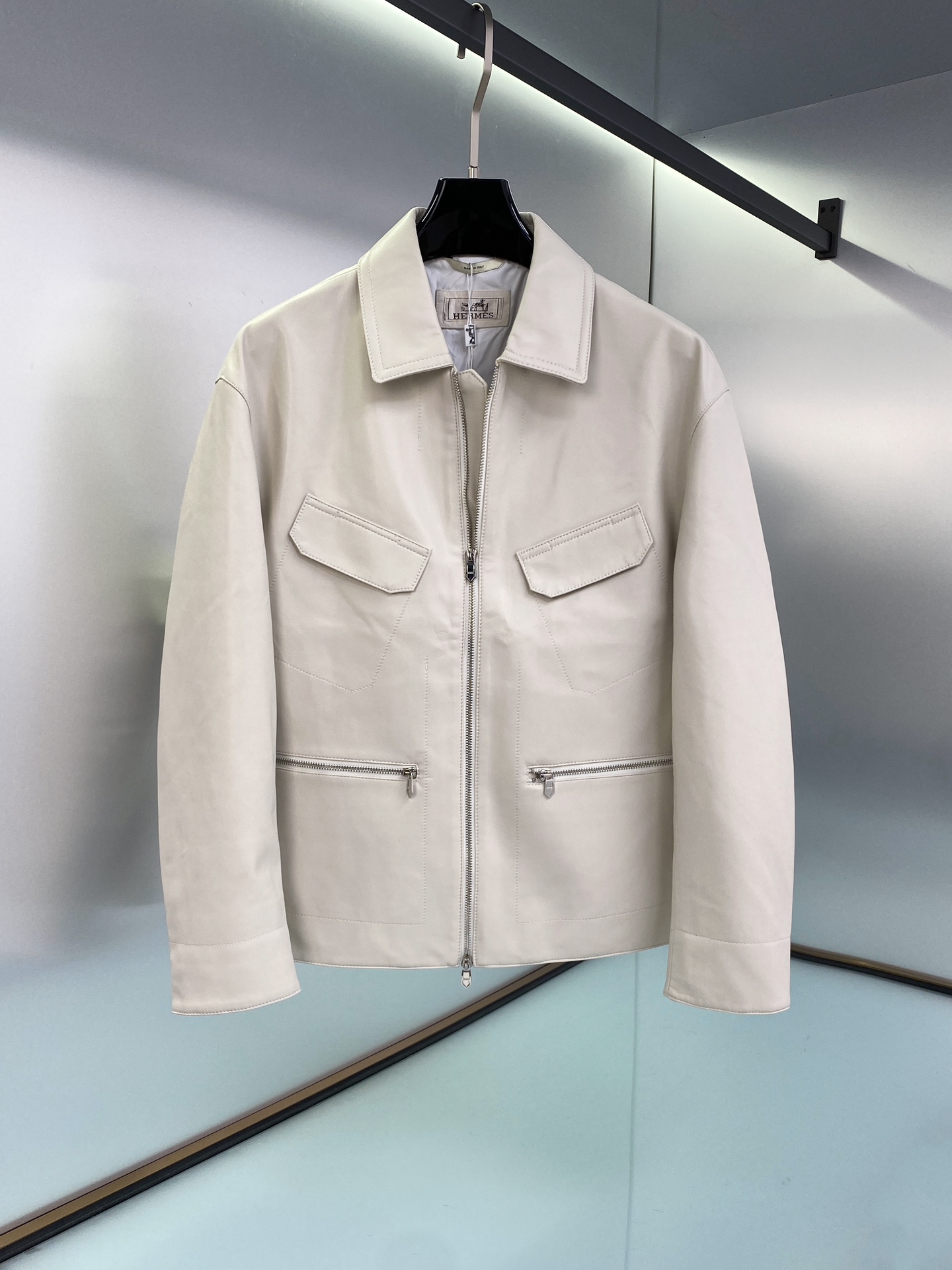 NO:754580,Year-end clearance special price. 50 yards suitable for about 120-135 pounds. Imported sheepskin. Special price is non-refundable. Payment is subject to payment. First come first served!  ,,sheepskin,Top Customize119860909年末清仓特价 50码适合120-135斤左右 进口绵羊皮 特价不退换,付款为准,先到先得！,,sheepskin,Top Customize1,Men's clothing